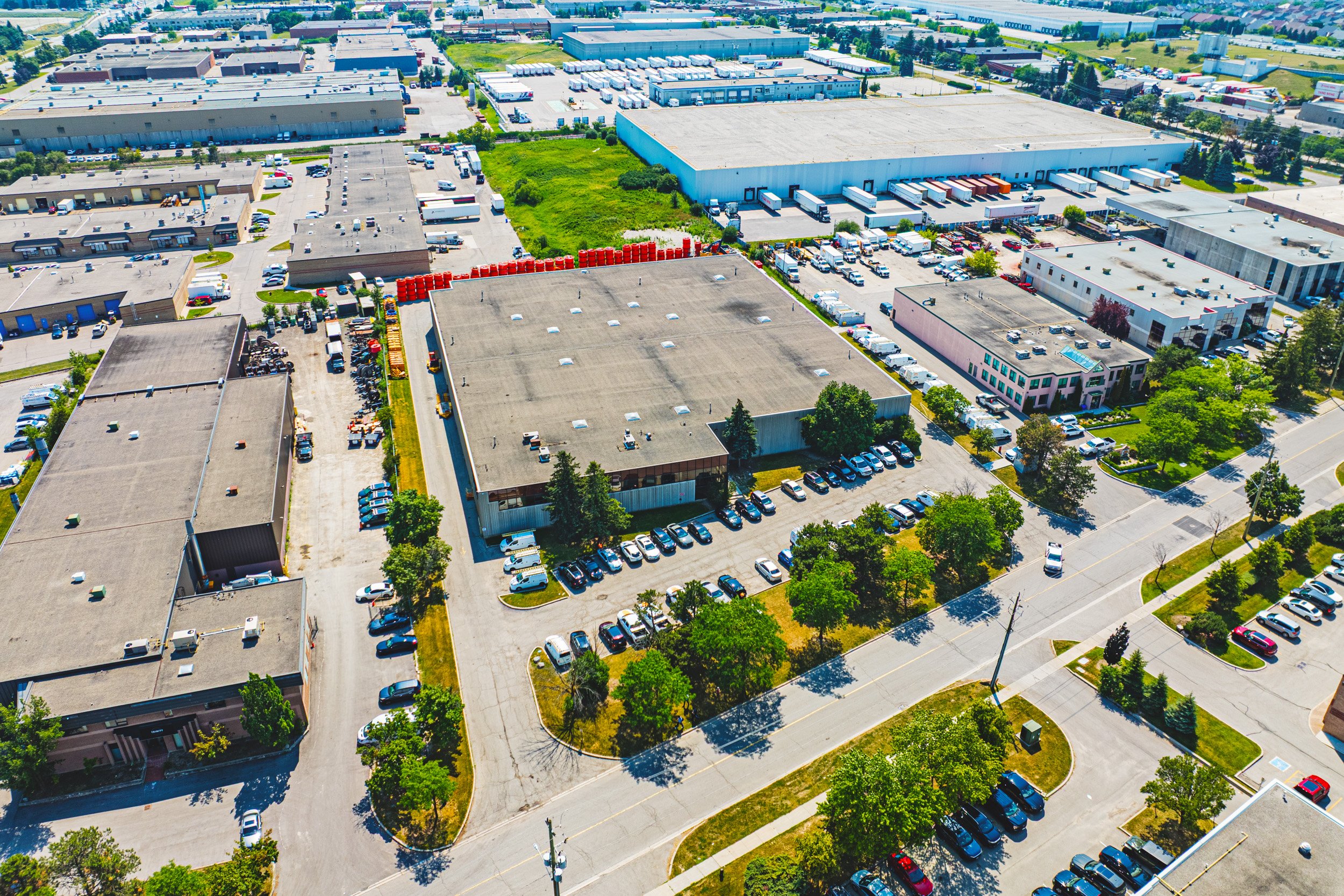 34 - 8 Edvac Dr, Brampton.jpg