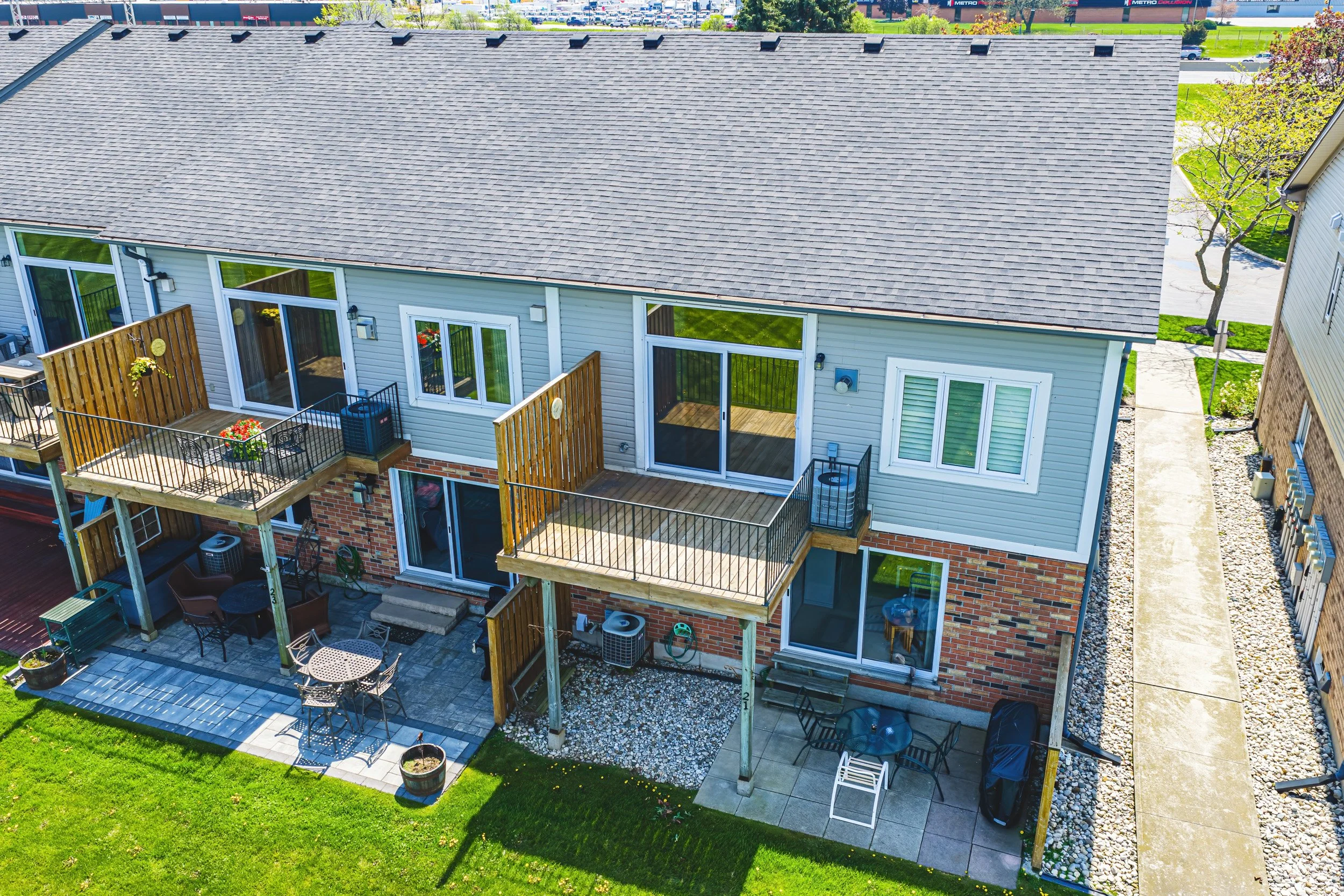 26 - 515 N Service Rd #22, Stoney Creek.jpg