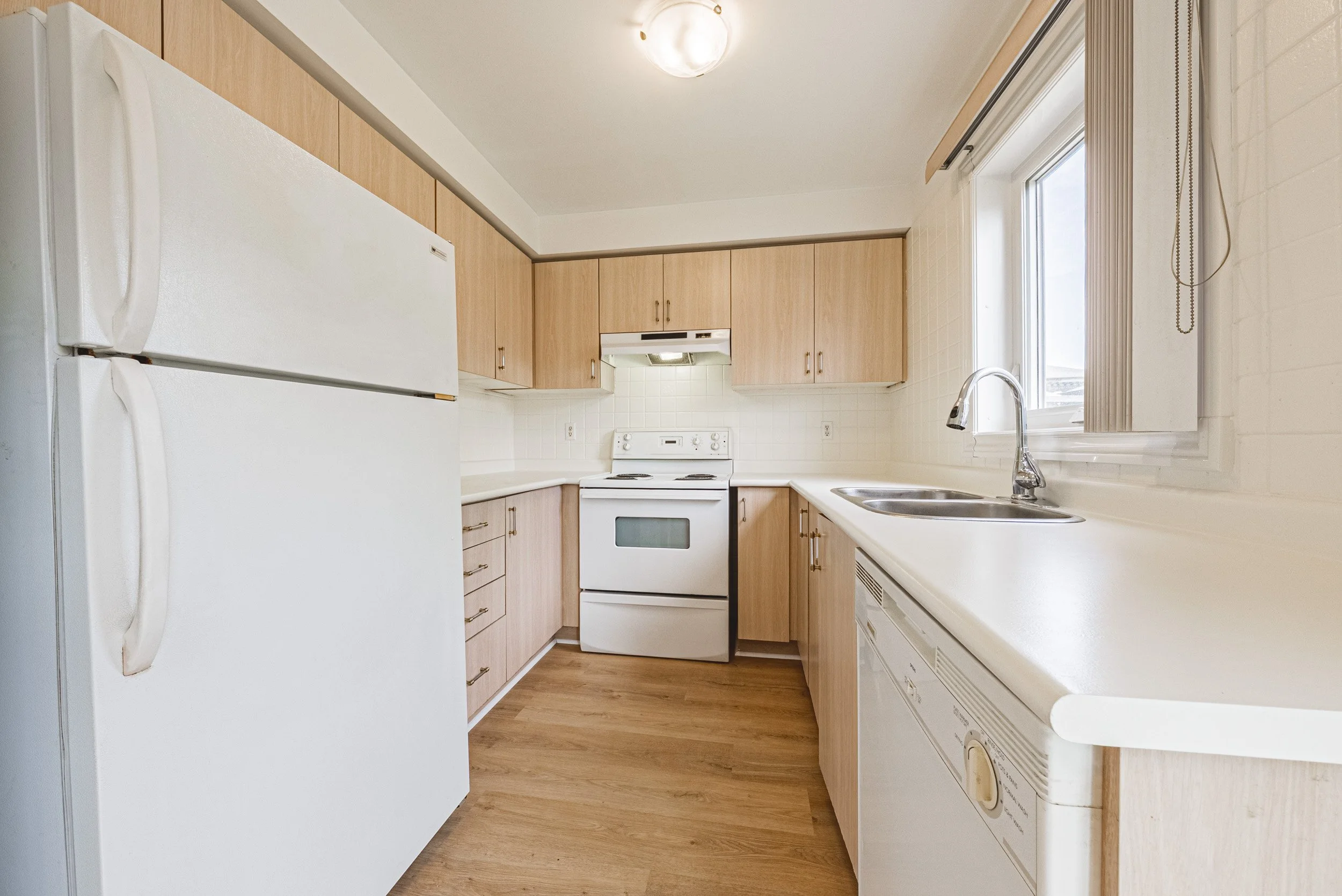 10 - 155 Saddletree Trail, Brampton.jpg