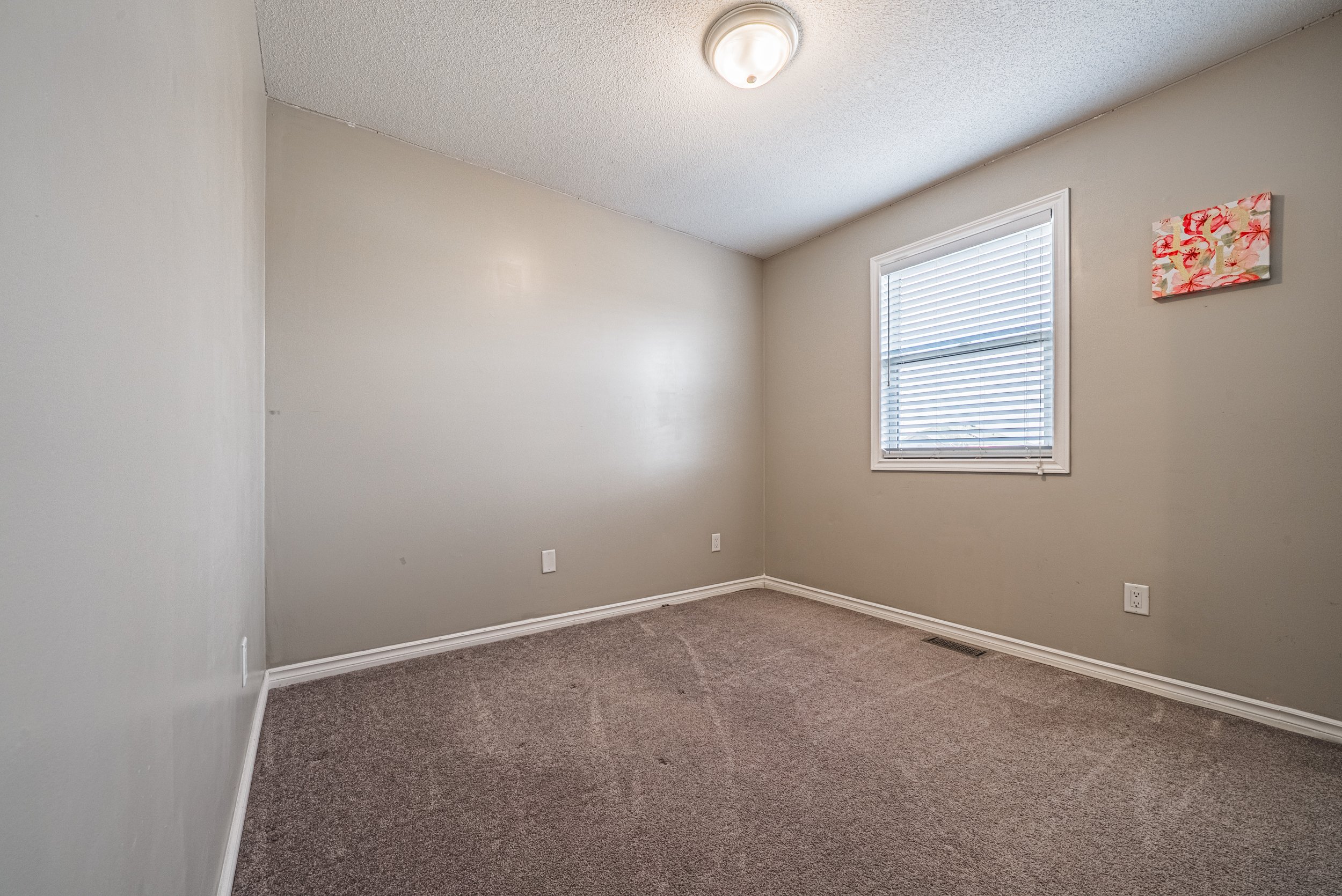 23-5 Michelle Court, Kitchener.jpg