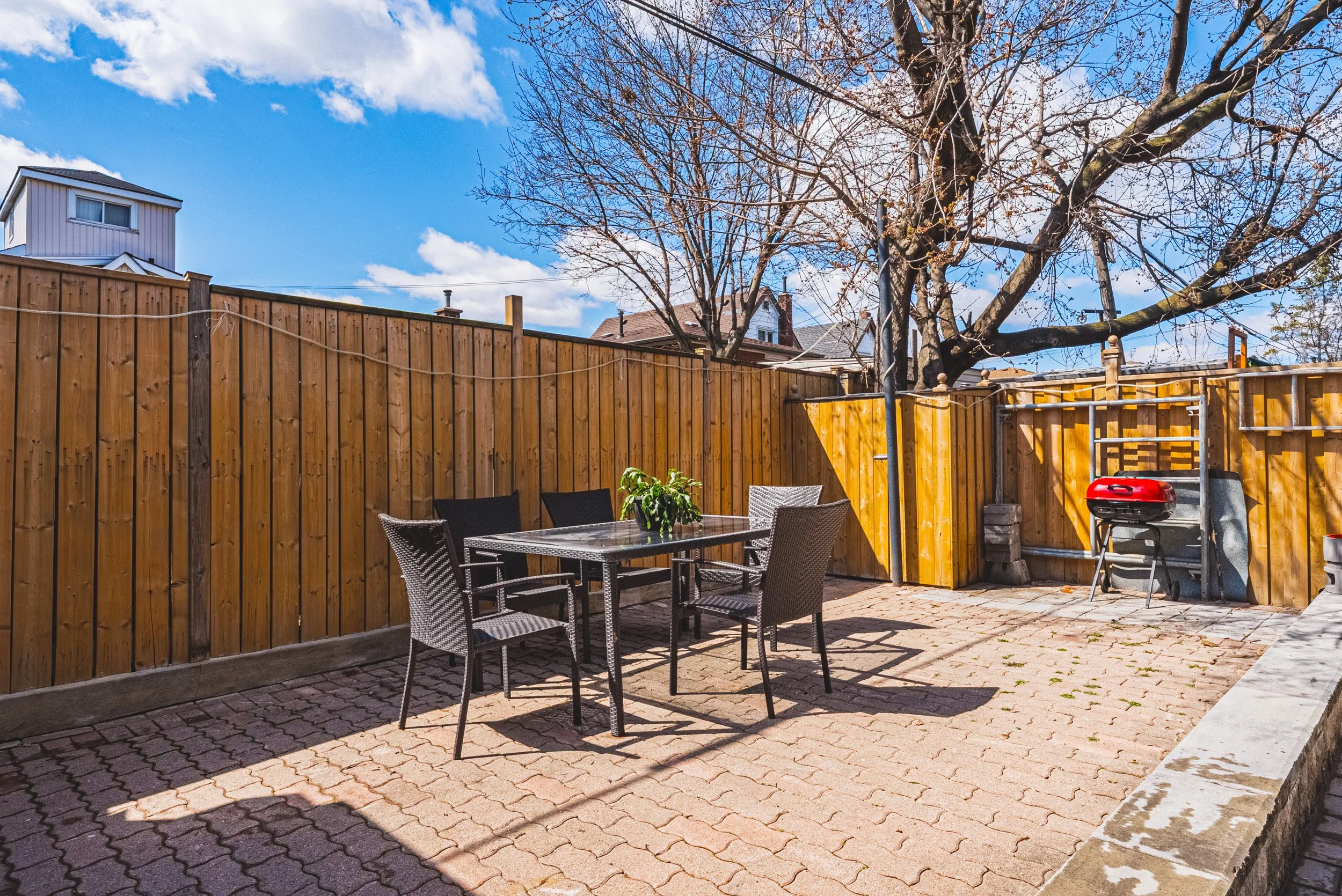 55 - 68 Vansitmart Ave, Hamilton.jpg