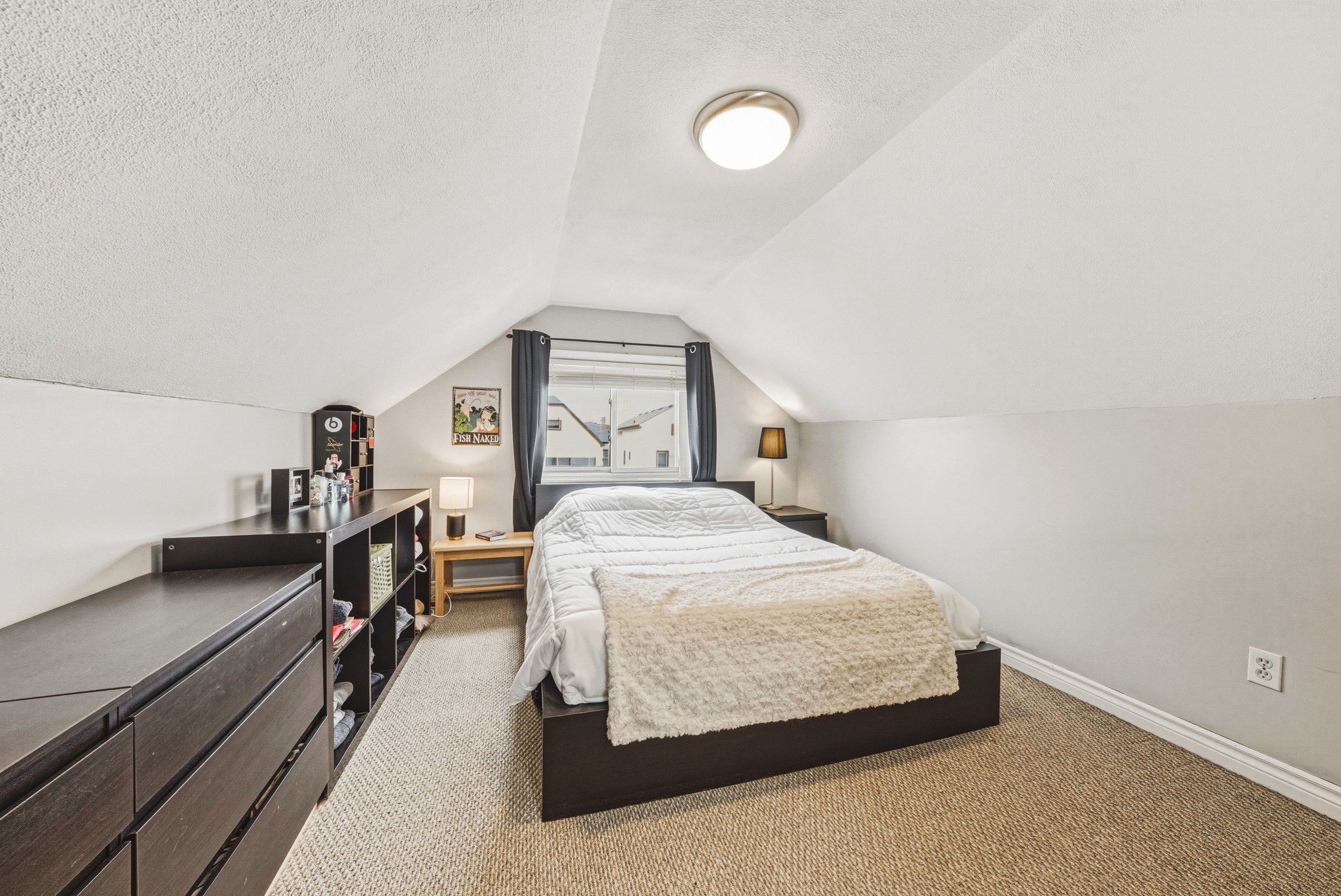 18 - 161 Ivon Ave, Hamilton.jpg