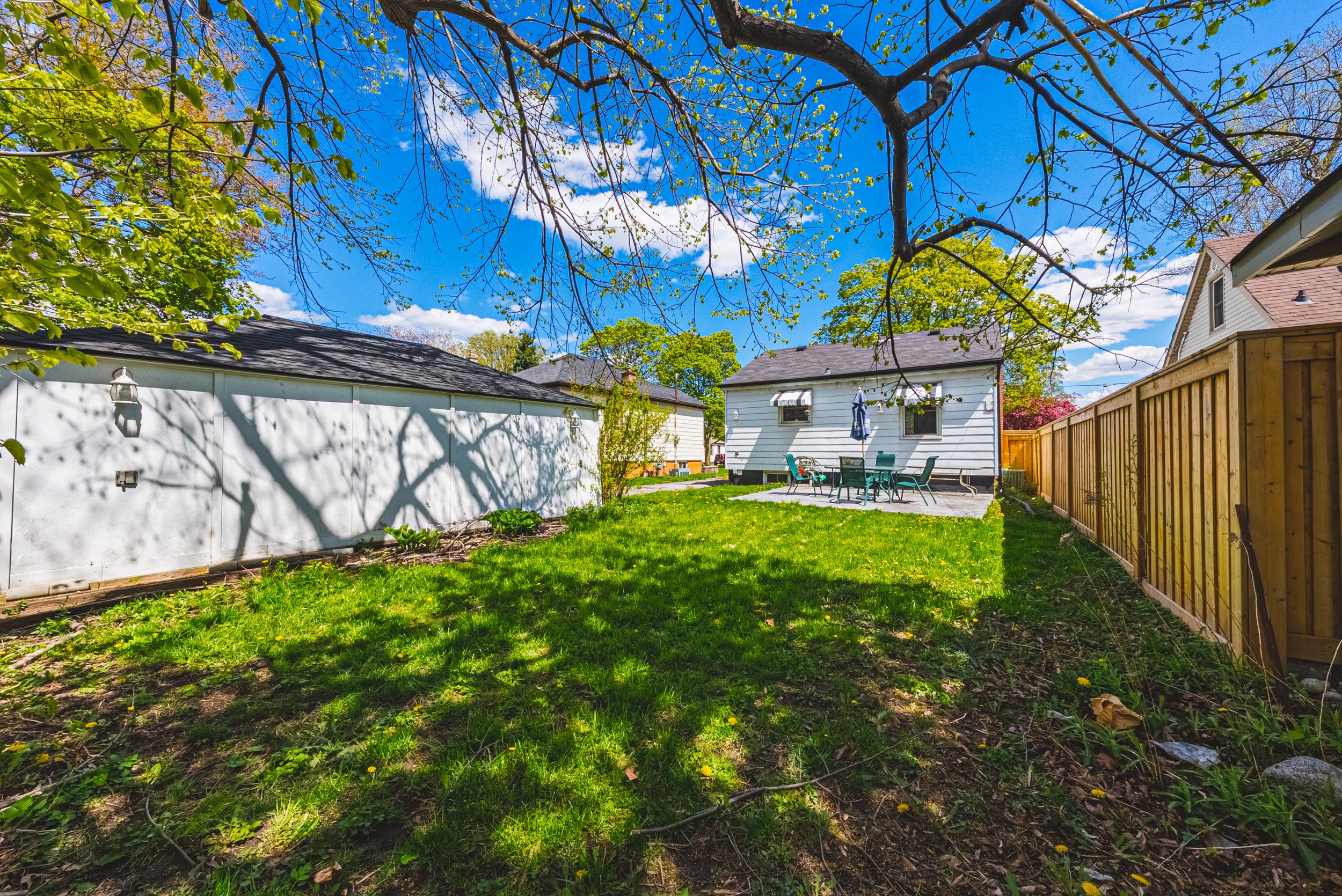 35 - 242 East 43rd St, Hamilton.jpg