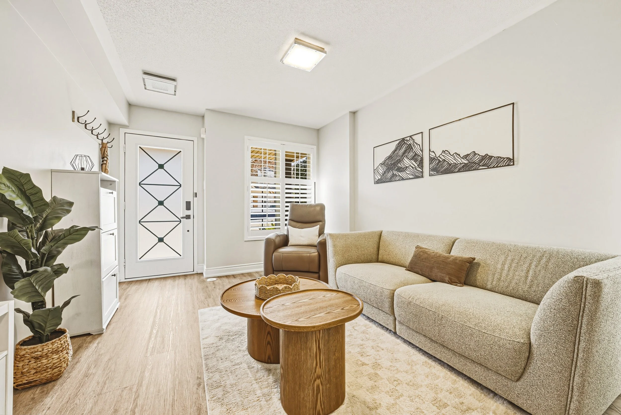 6 - 2259 Seton Cres, Burlington.jpg