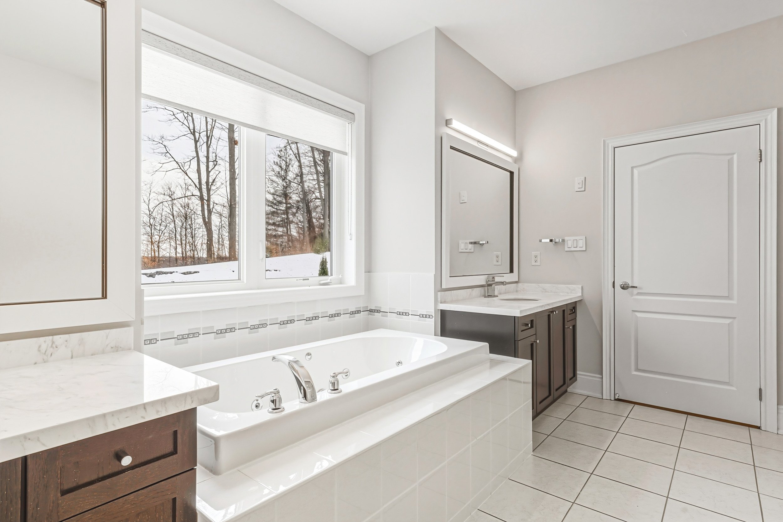 44 - 197 Nottingham Forest Rd, Bradford.jpg