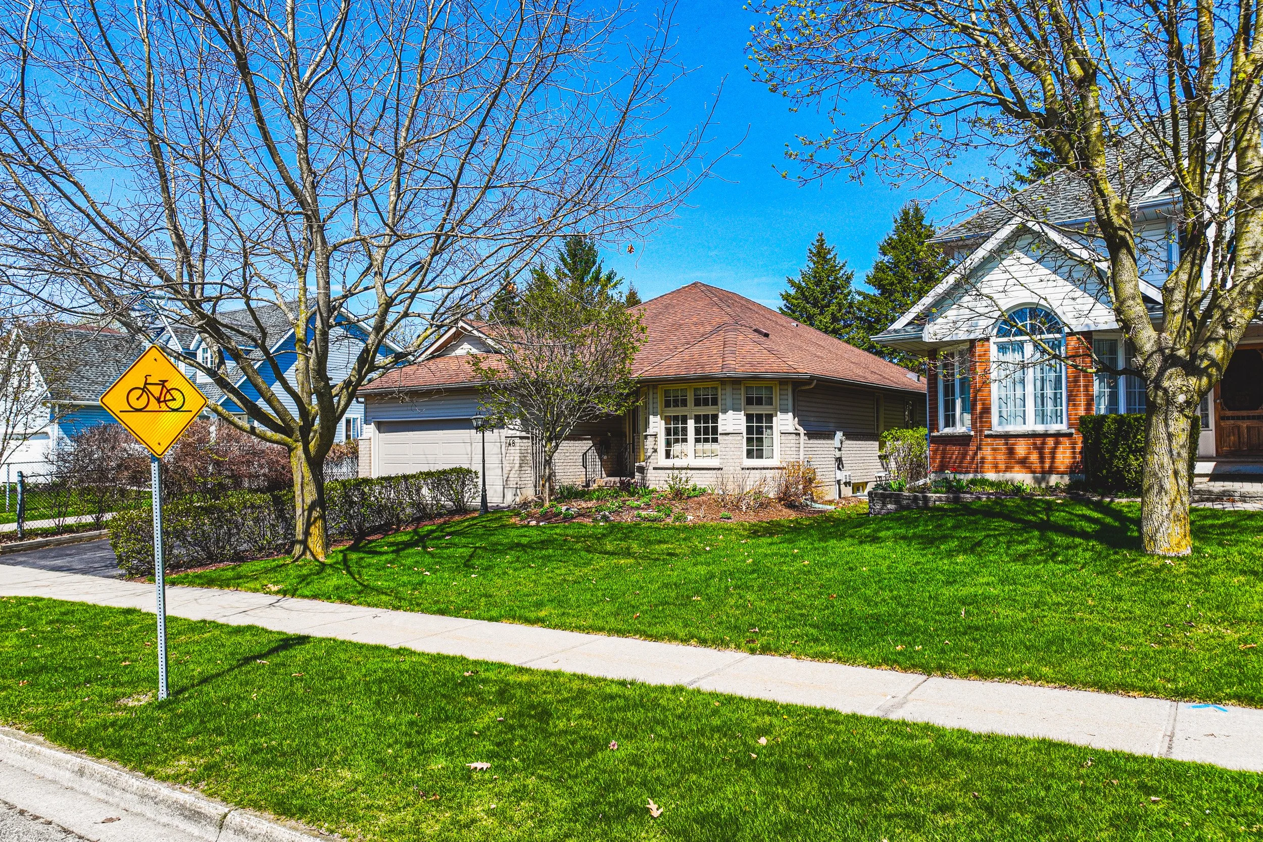 7 - 48 Tanager Dr, Guelph.jpg