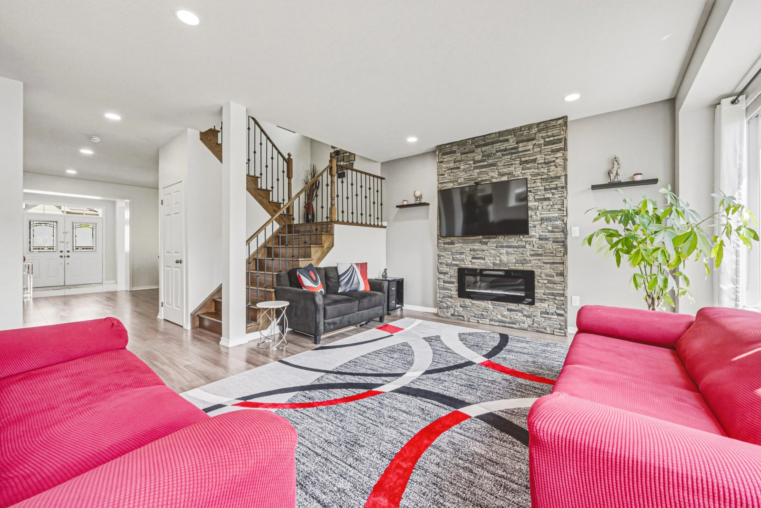 12 - 8776 Dogwood Cres, Niagara Falls.jpg