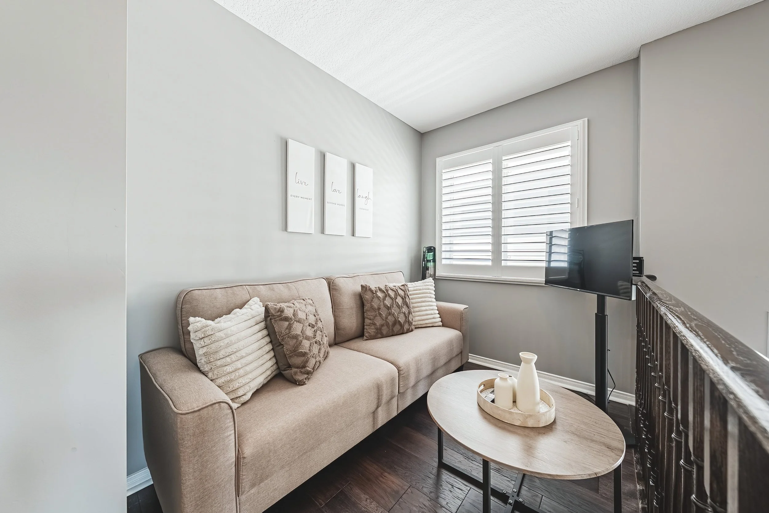19 - 142 Bradley Ave, Binbrook.jpg