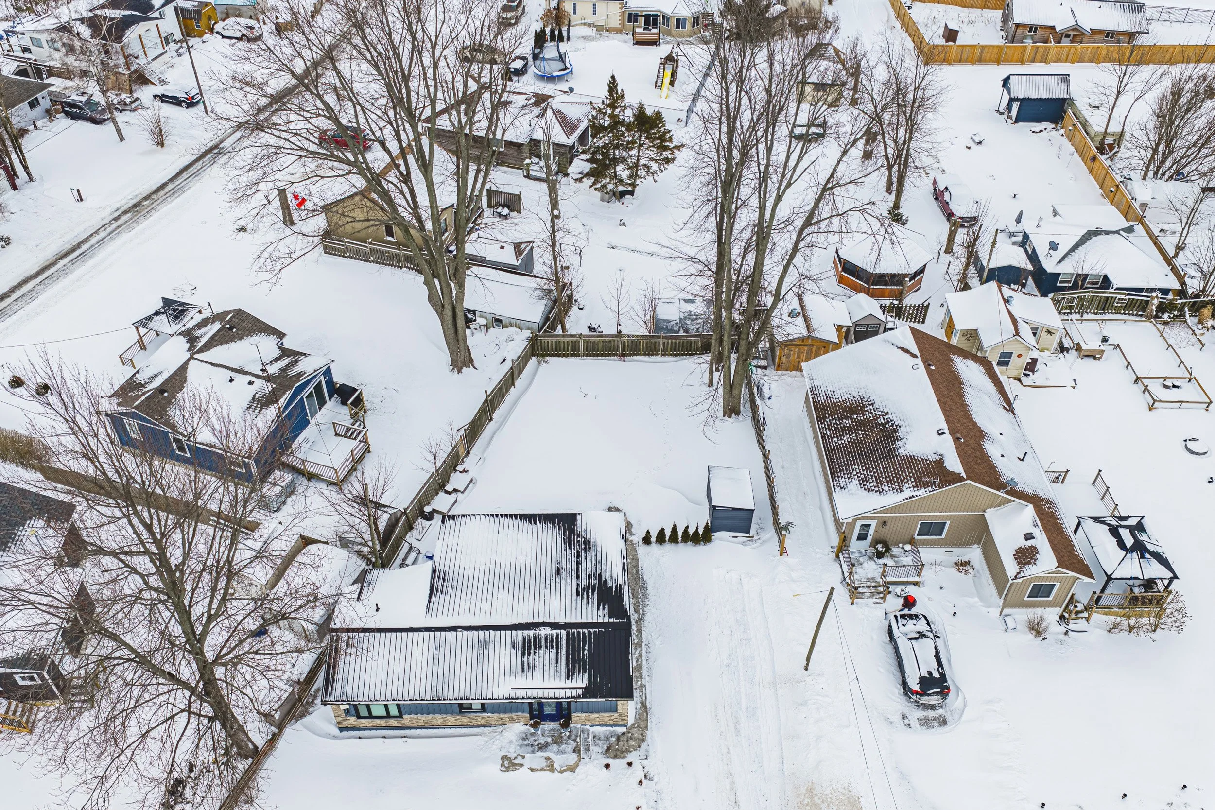 32 - 816 S Coast Dr, Selkirk.jpg