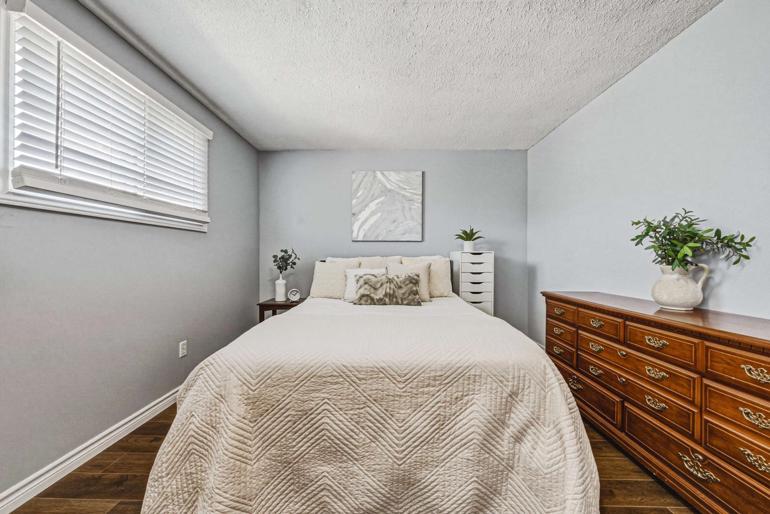 24 - 29 Hopewell Cres, Stoney Creek.jpg