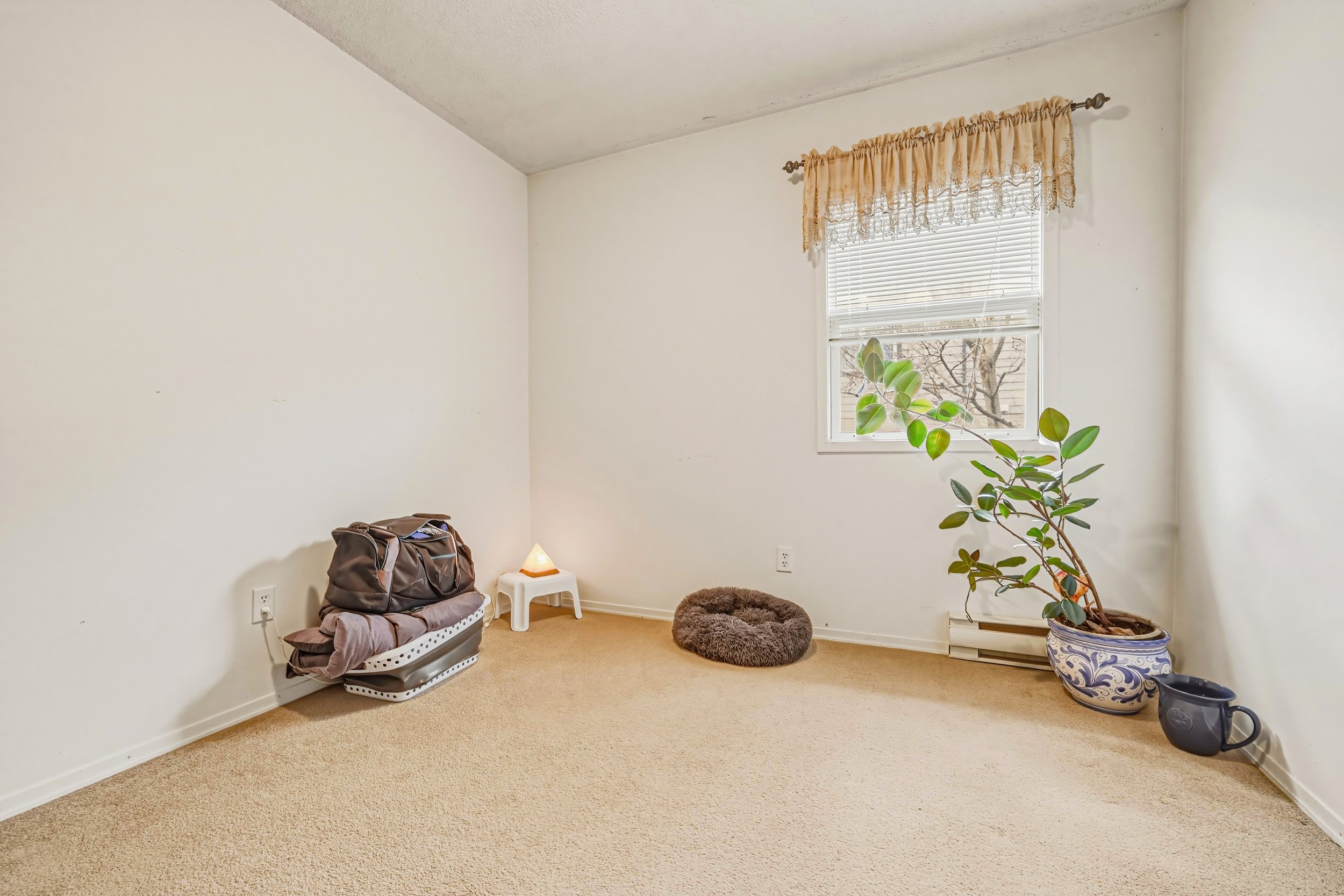 28 - 26 Poplar Dr #25, Cambridge.jpg