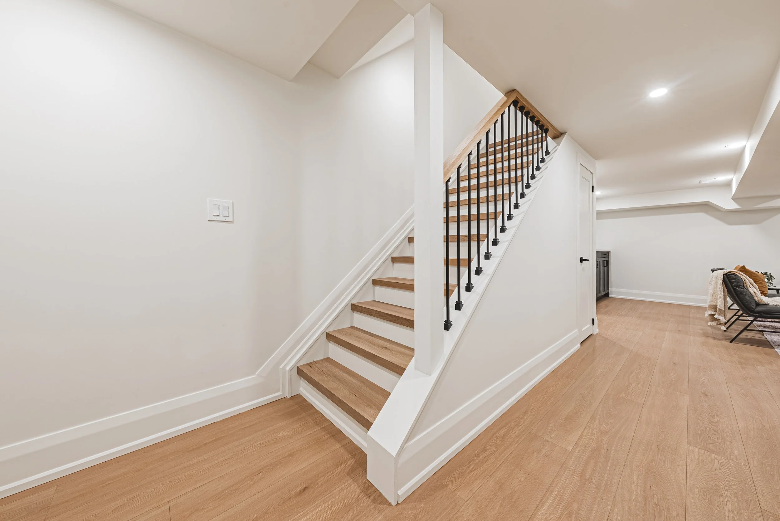 77 - 251 Glen Afton Dr, Burlington.jpg