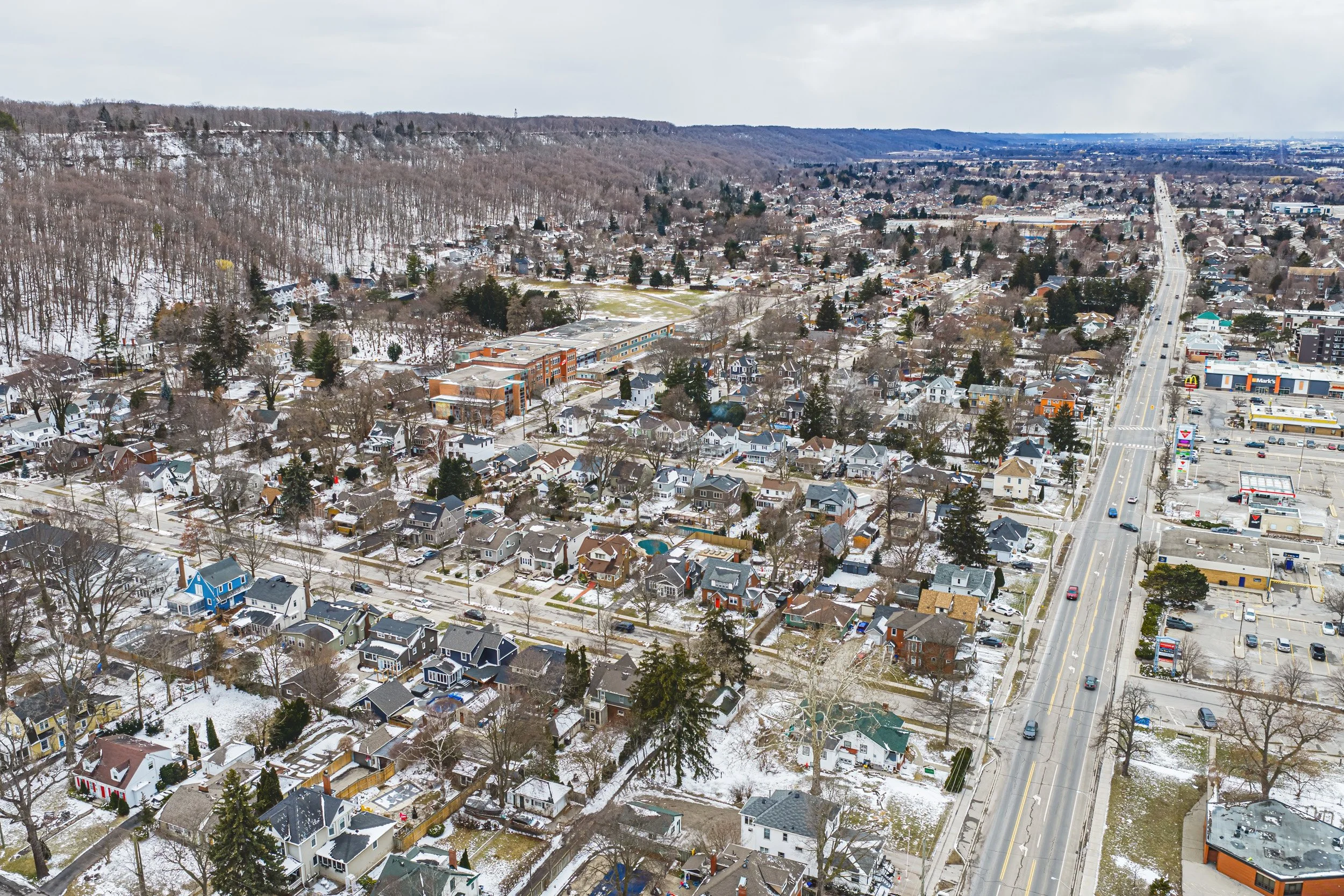 44 - 6 Nelles Blvd, Grimsby.jpg