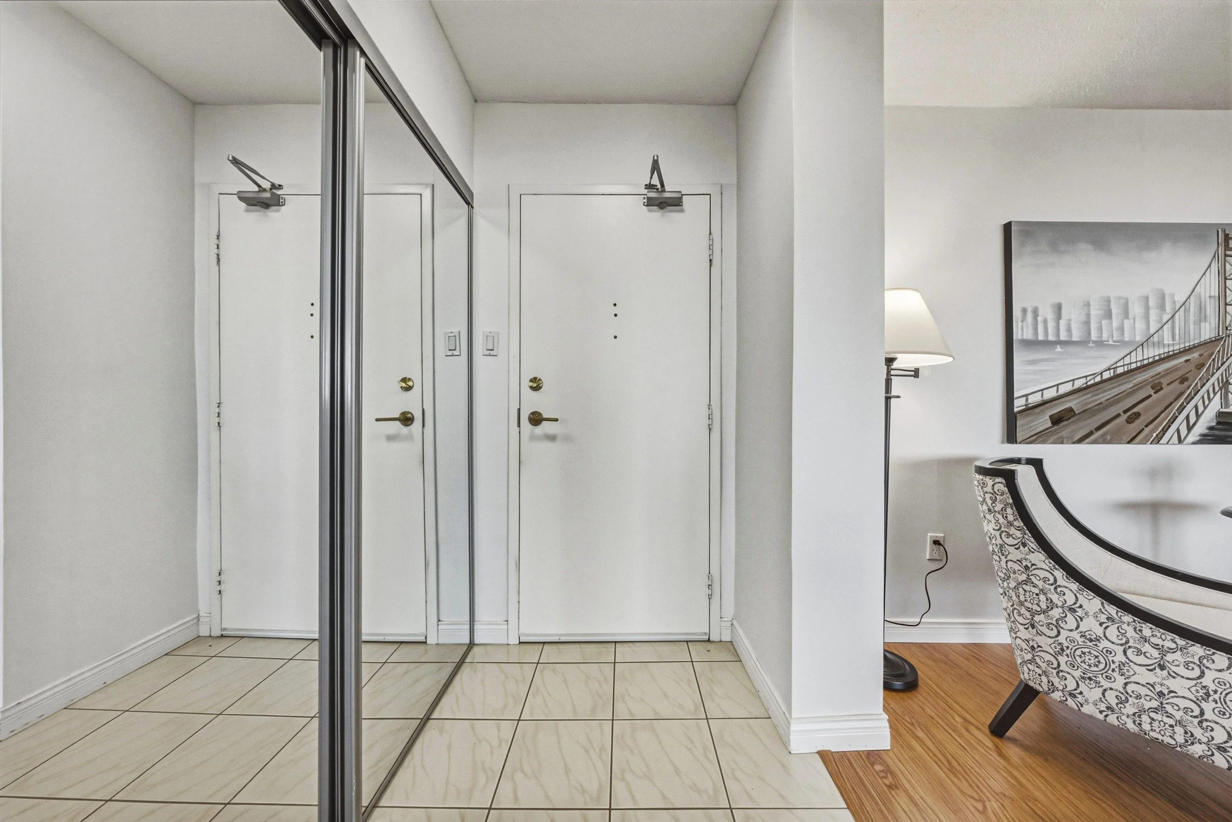 6 - 2055 Upper Middle Rd #1105, Burlington.jpg