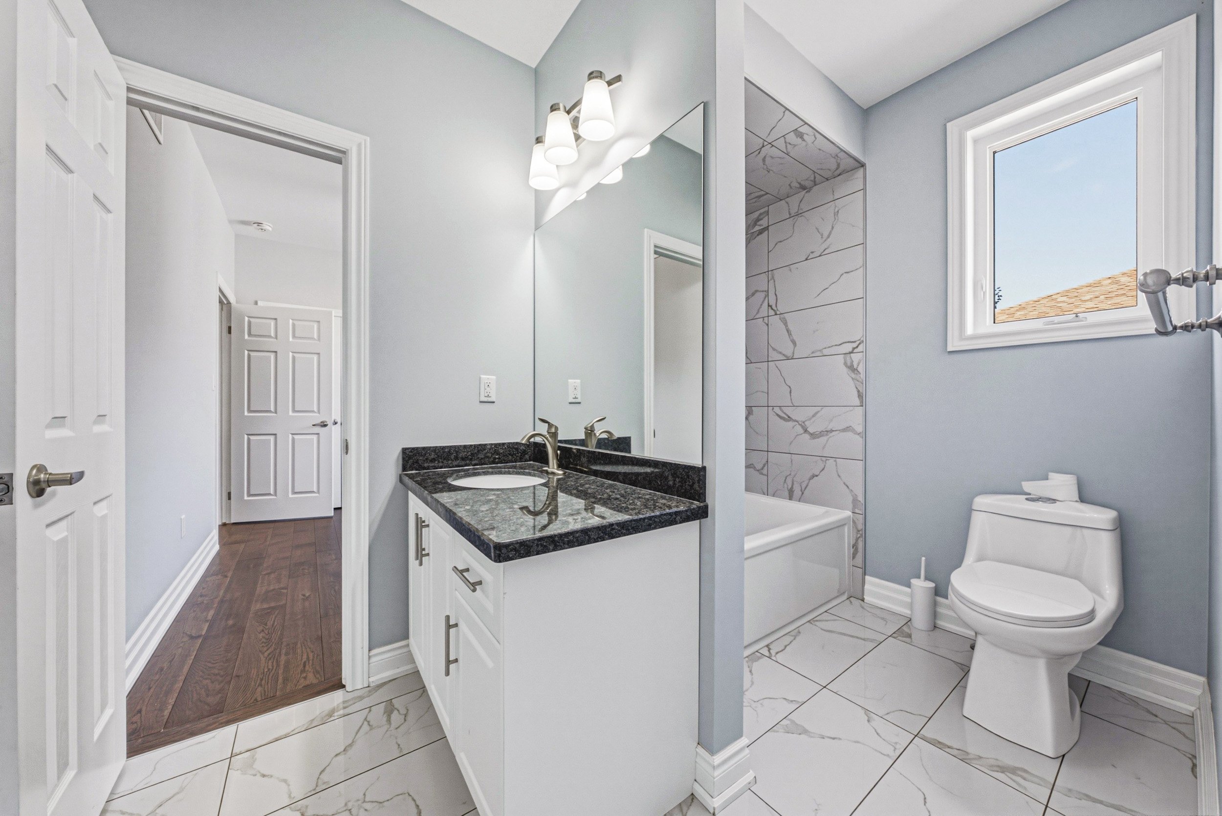 11 - 602 Cochrane Rd, Hamilton.jpg