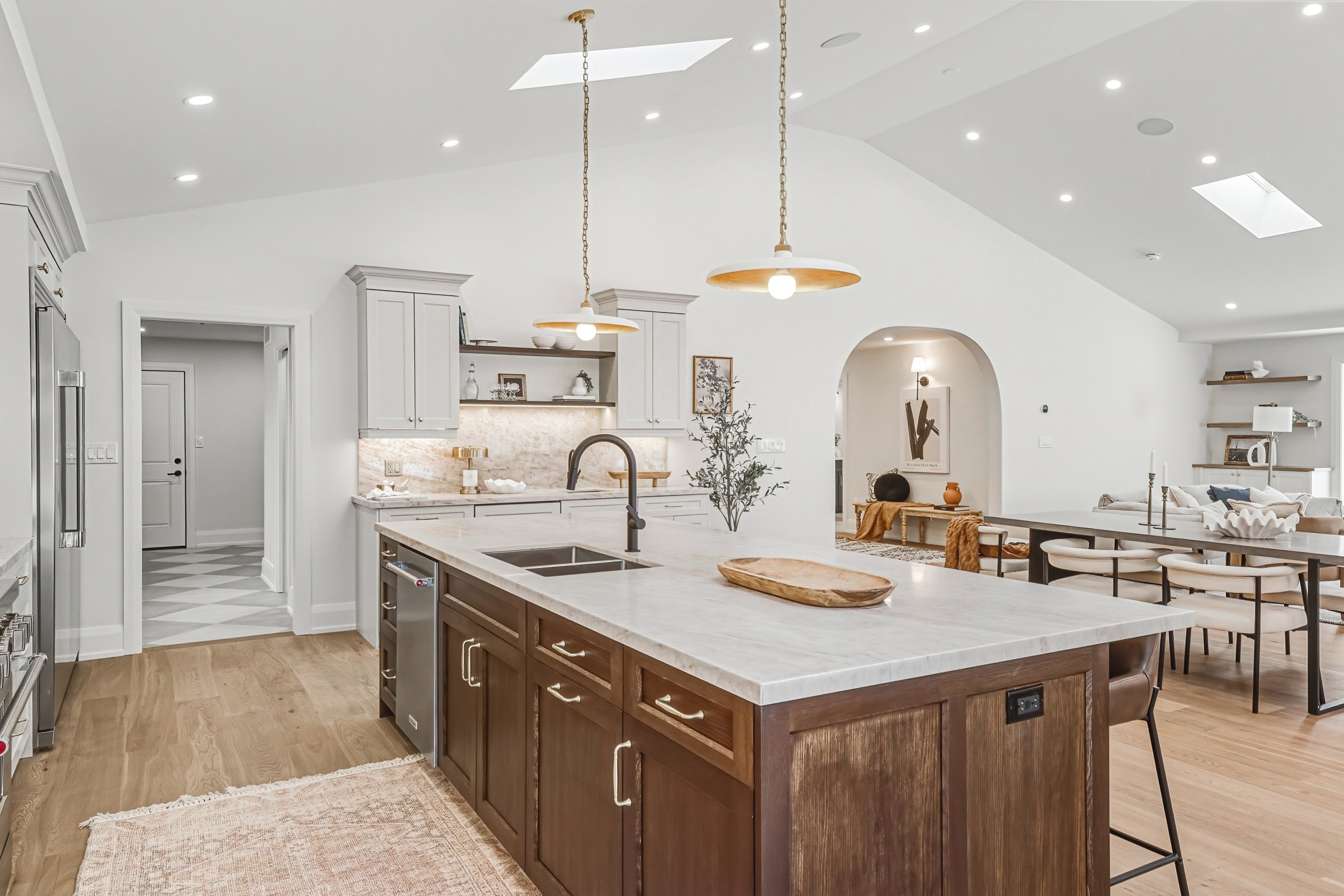 15 - 251 Glen Afton Dr, Burlington.jpg