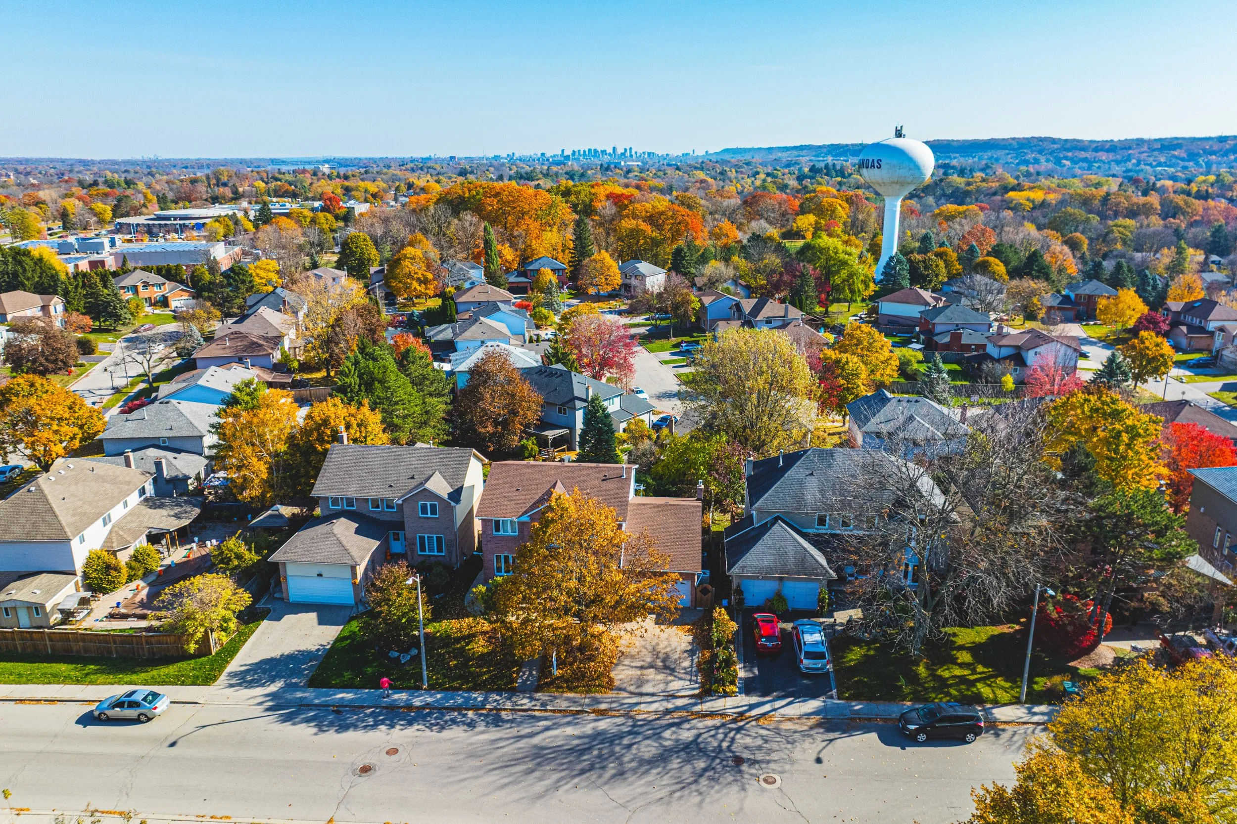 54 - 21 Moss Blvd, Dundas.jpg