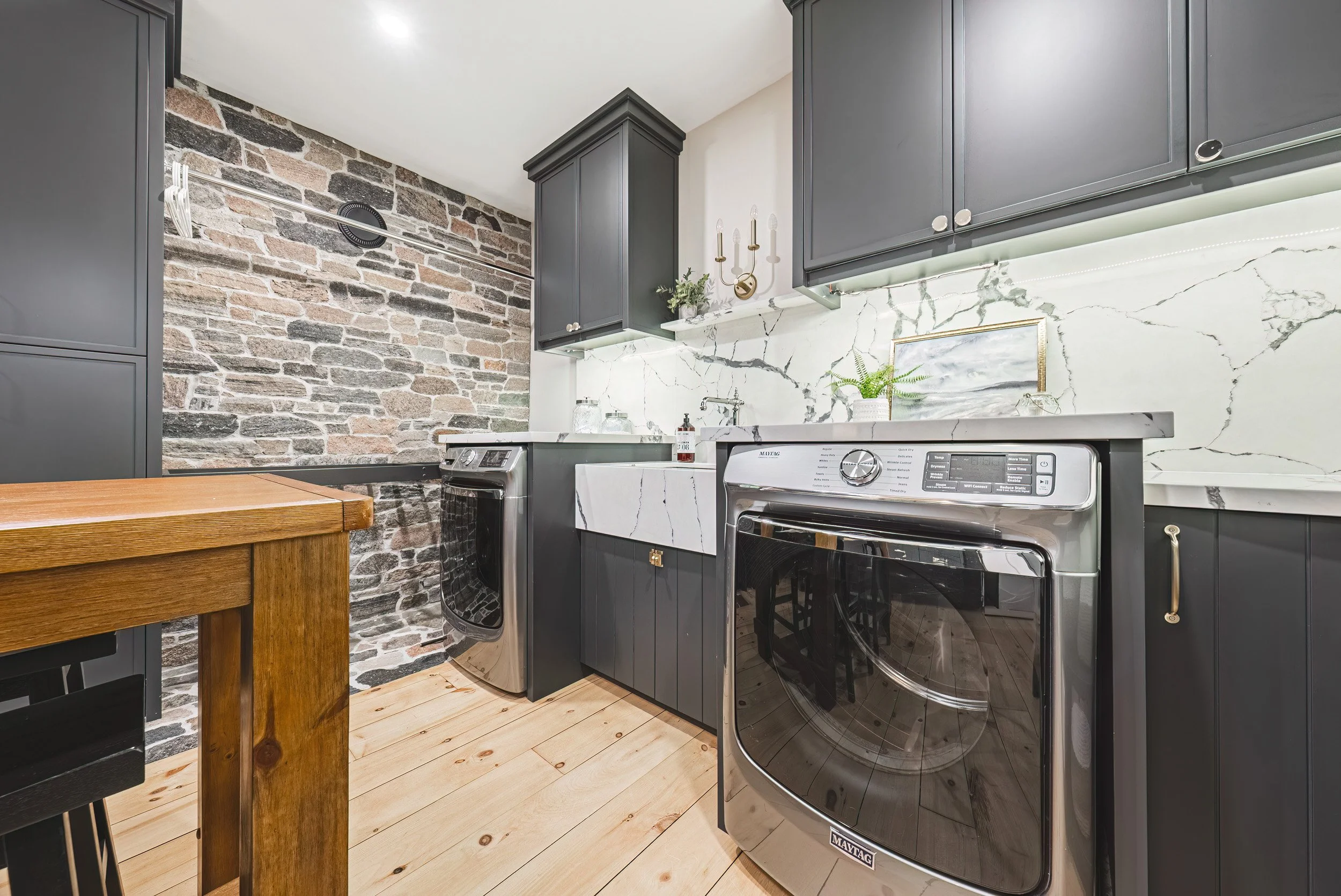 33 - 7399 Bell School Line, Milton.jpg