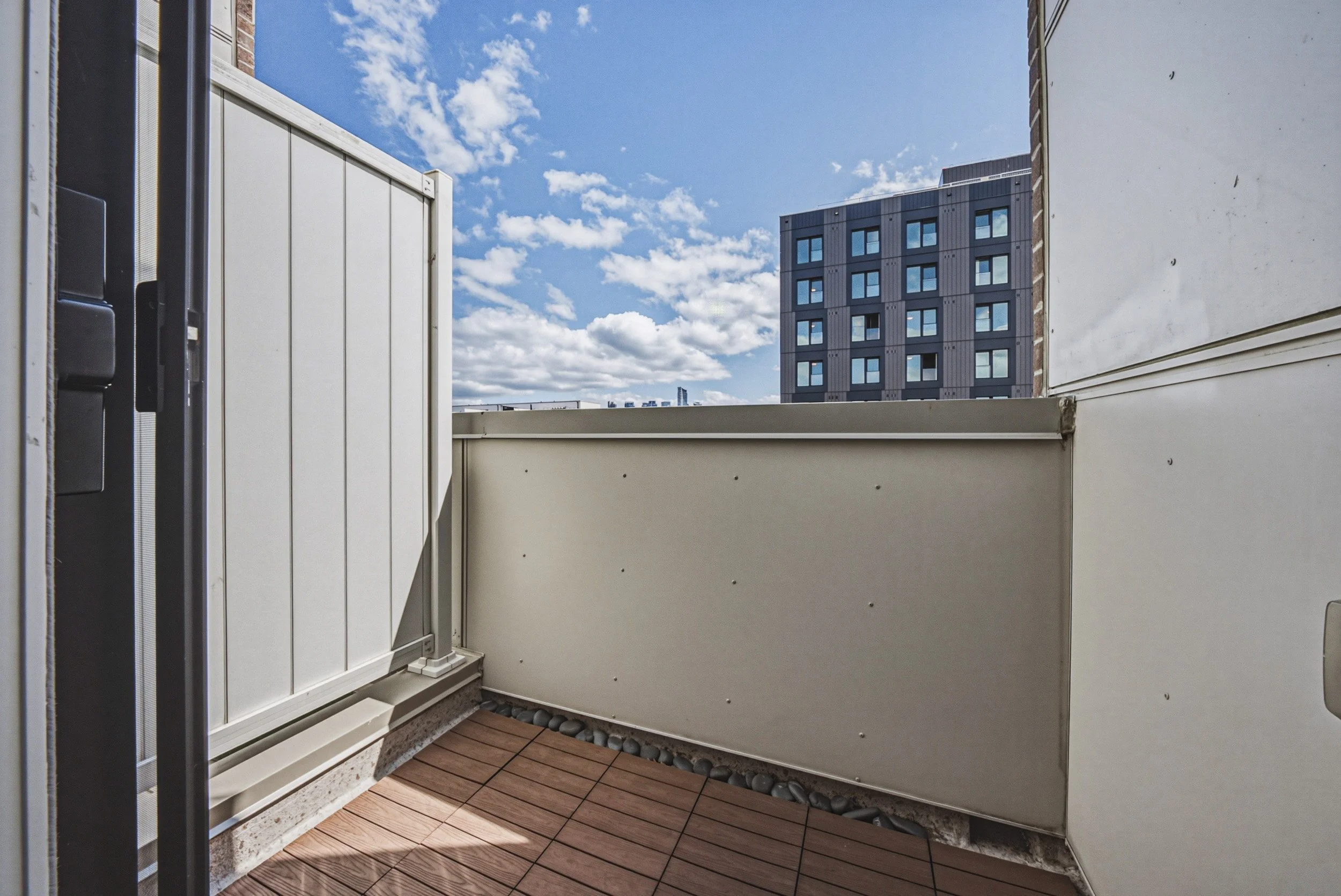 21 - 10 Drummond St #505, Etobicoke.jpg