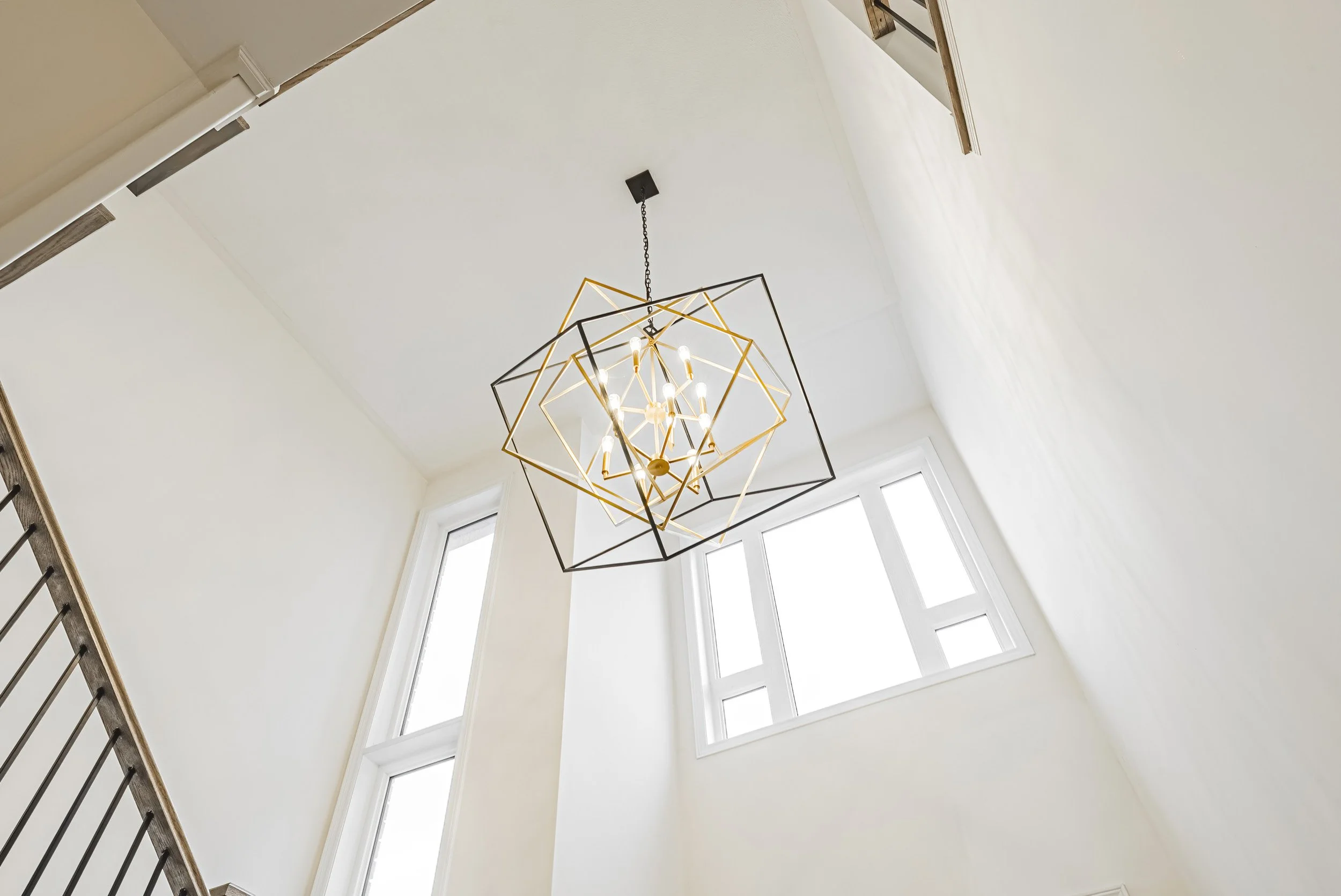 29 - 90 Robertson Rd, Ancaster.jpg