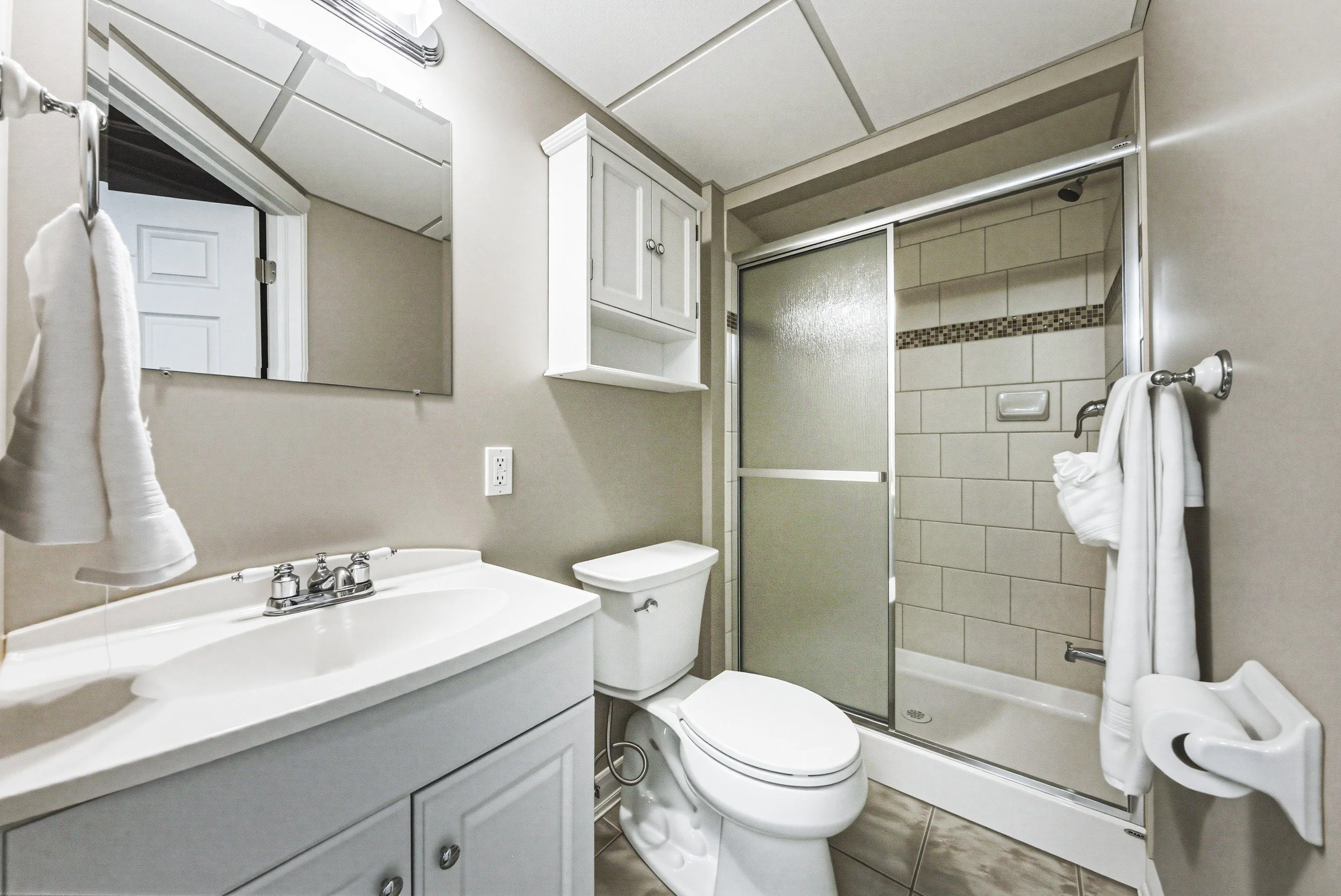 27 - 1208 Homewood Dr, Burlington.jpg