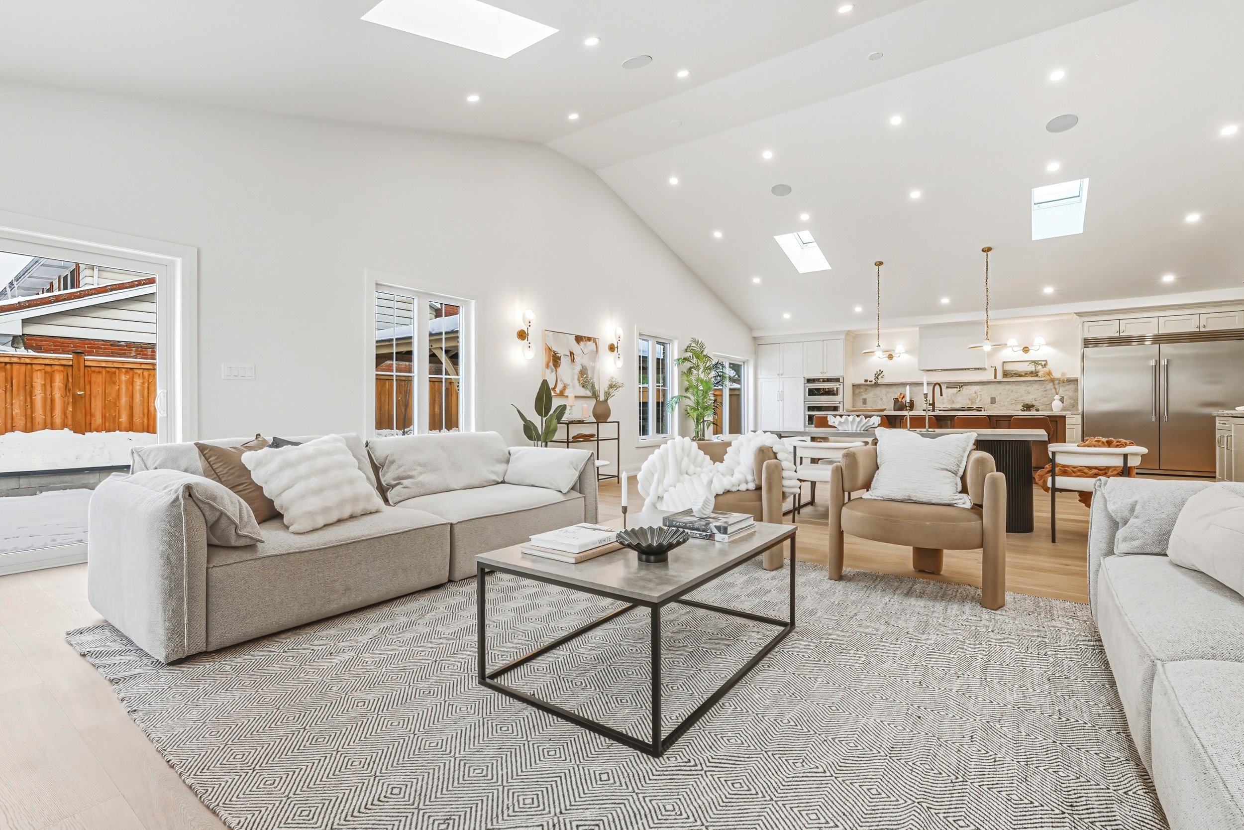 31 - 251 Glen Afton Dr, Burlington.jpg