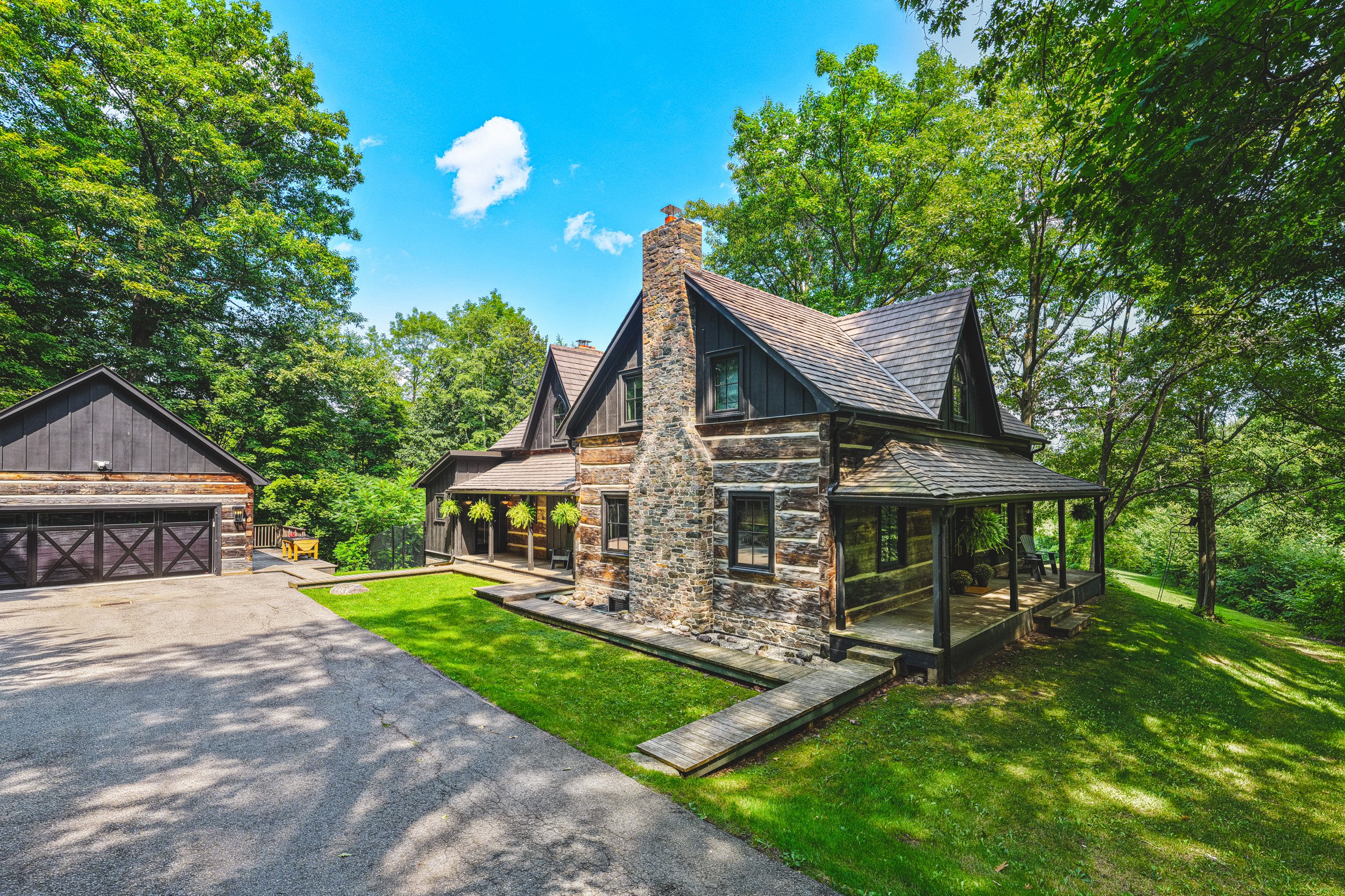 6 - 7399 Bell School Line, Milton.jpg