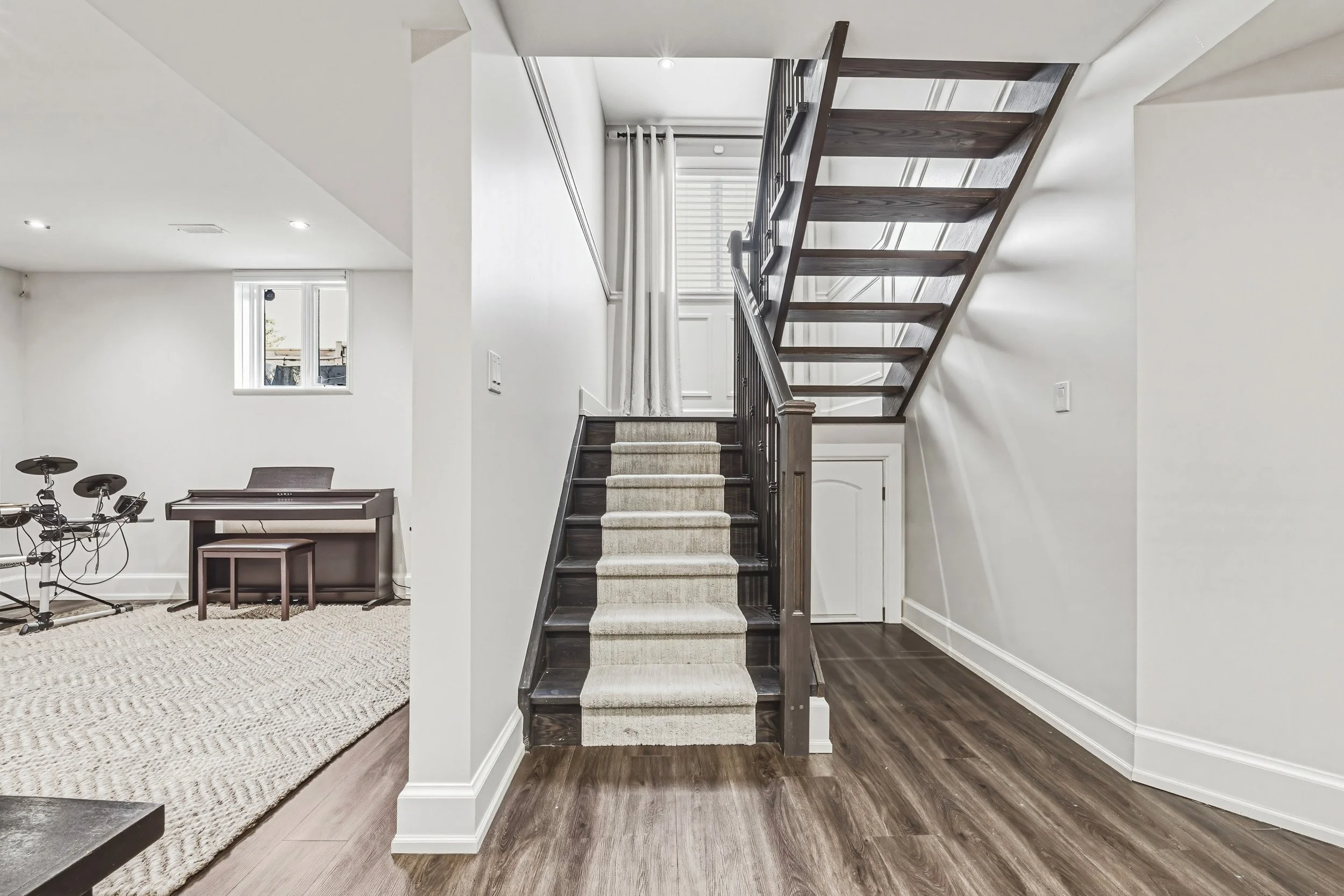 42 - 476 Patricia Dr, Burlington.jpg