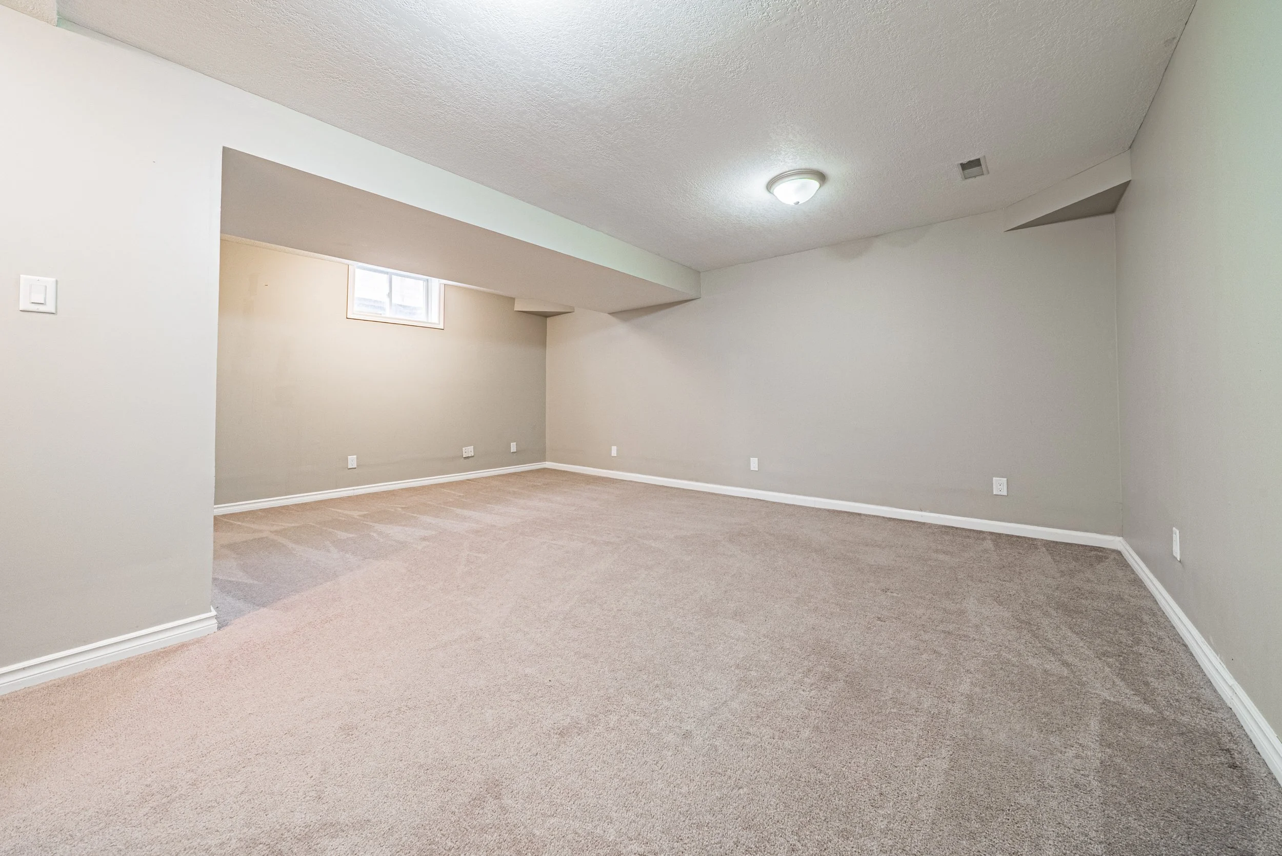 28-5 Michelle Court, Kitchener.jpg