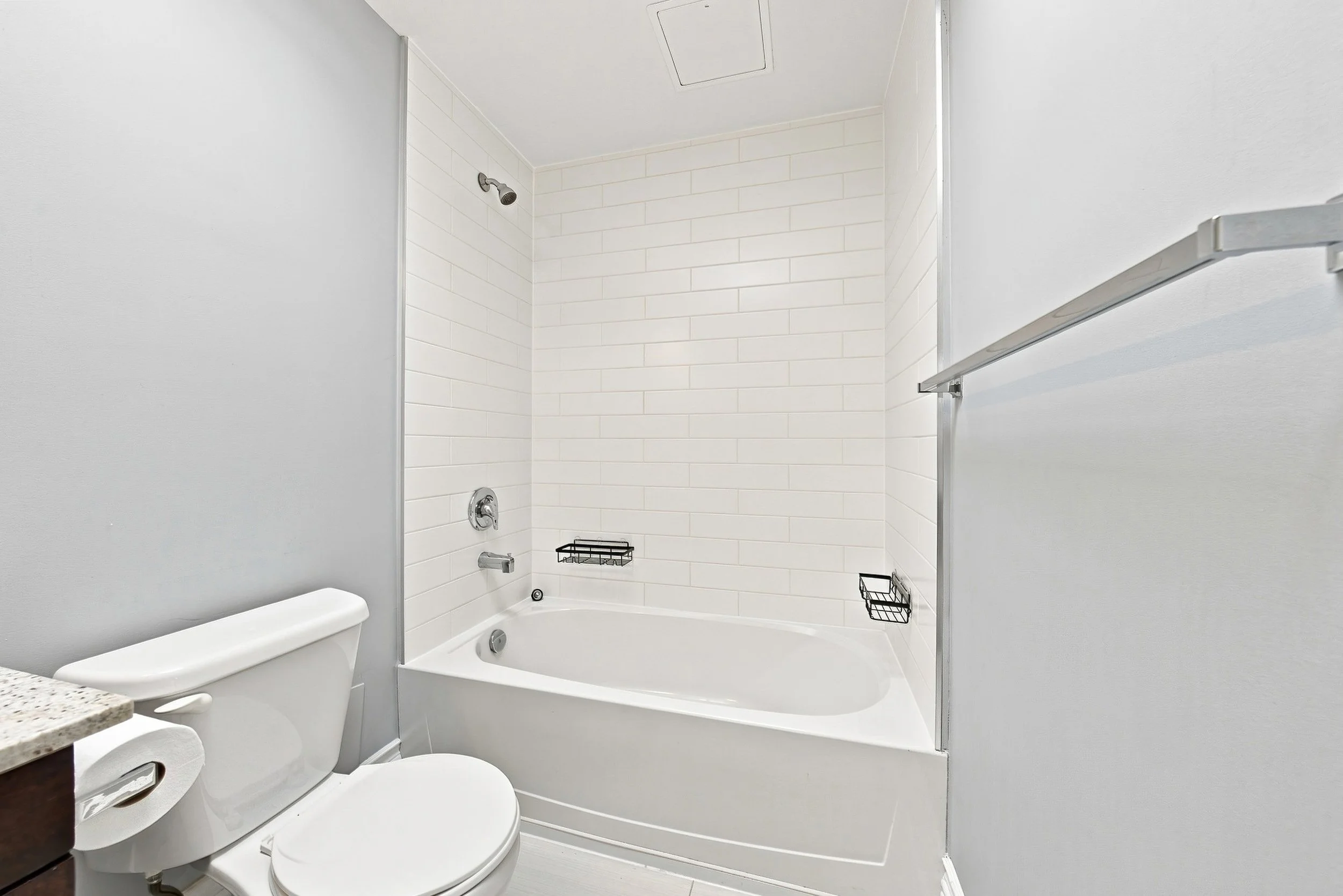 26 - 200 Stinson St PH16, Hamilton.jpg