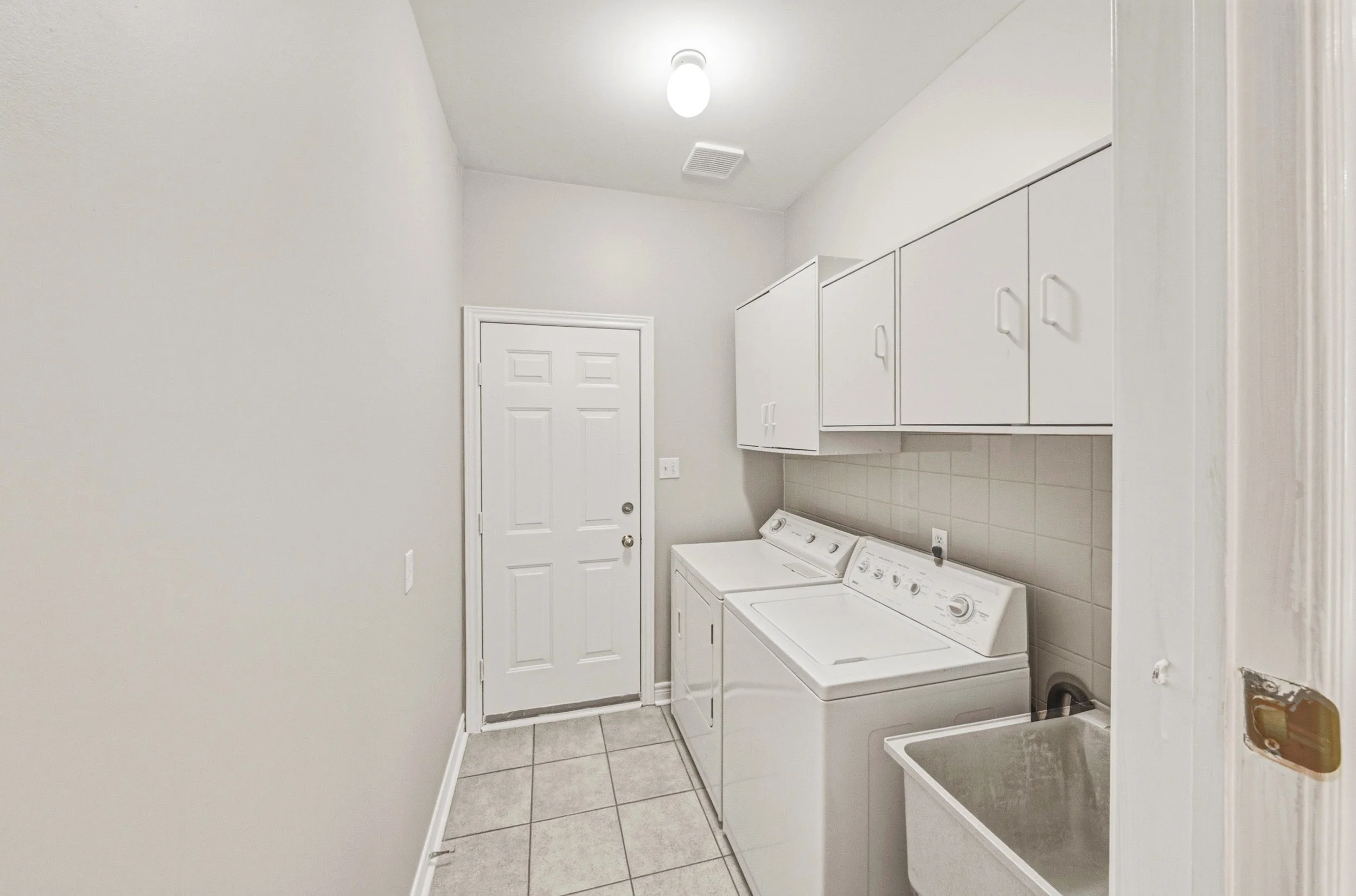 29 - 237 Mountainberry Rd, Brampton.jpg