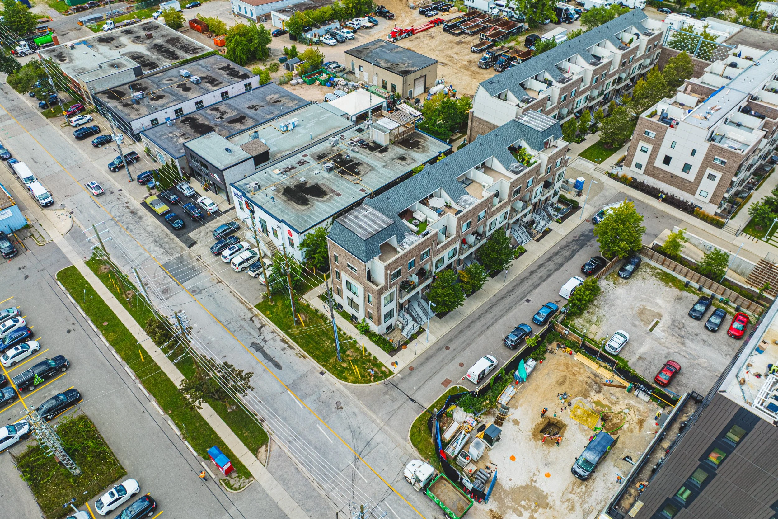 30 - 10 Drummond St #505, Etobicoke.jpg