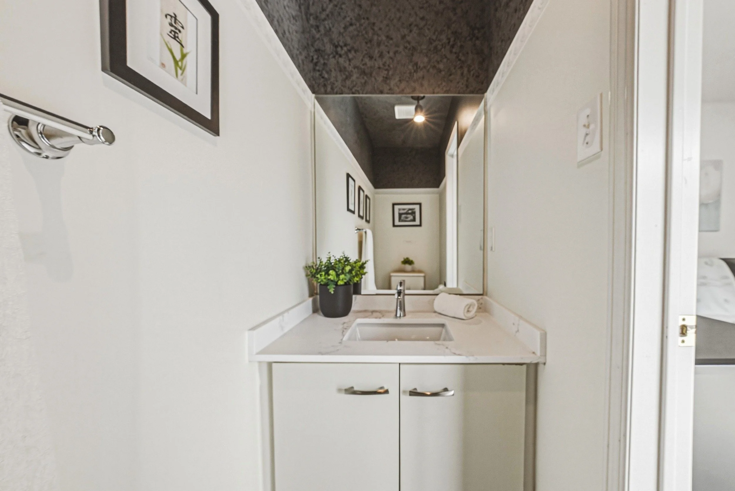 39 - 3140 Fith Line #28, Mississauga.jpg