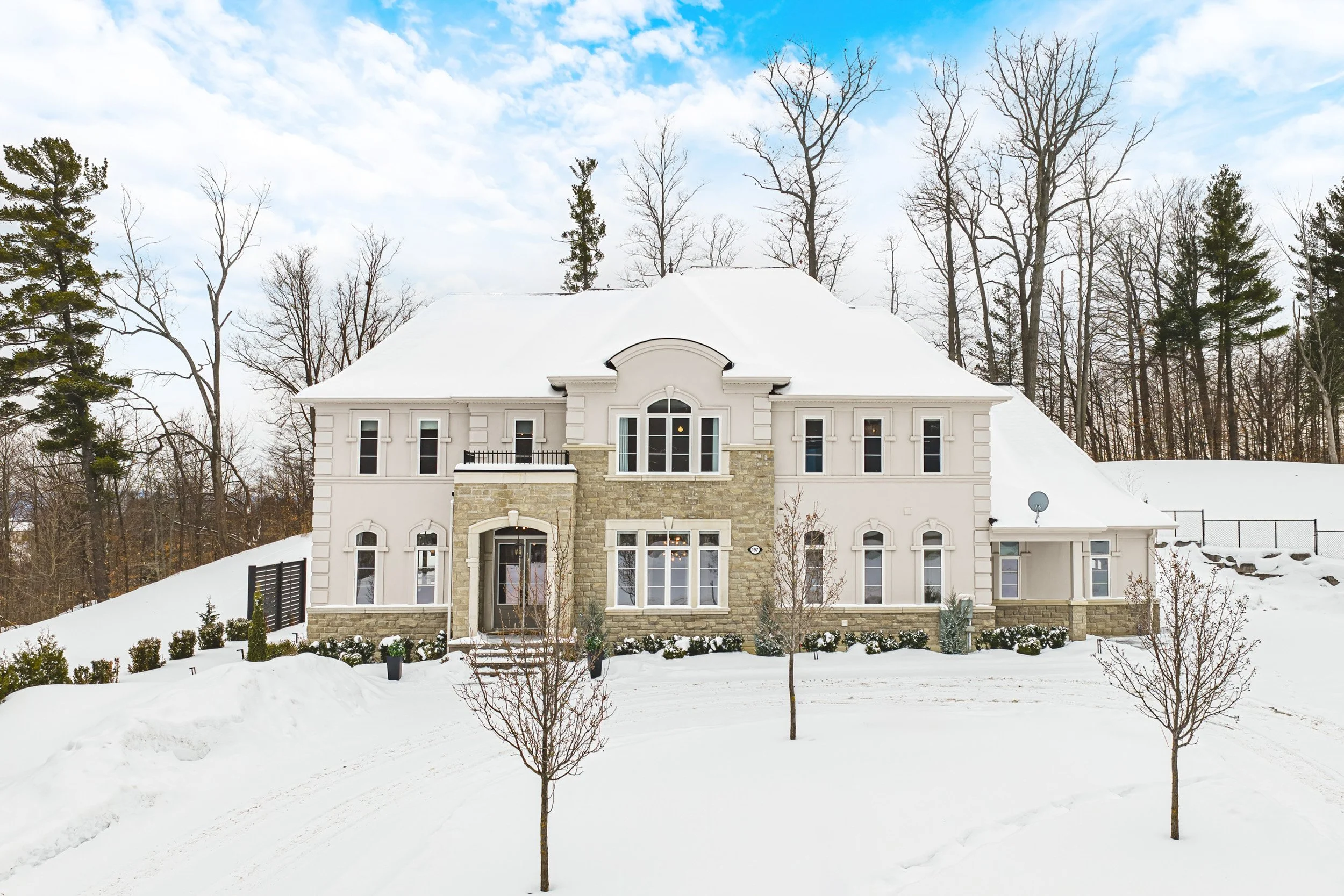 1 - 197 Nottingham Forest Rd, Bradford.jpg