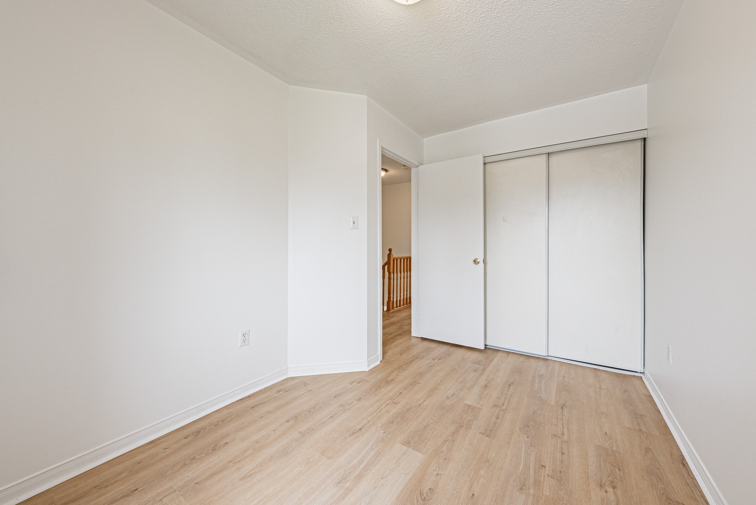 13 - 155 Saddletree Trail, Brampton.jpg