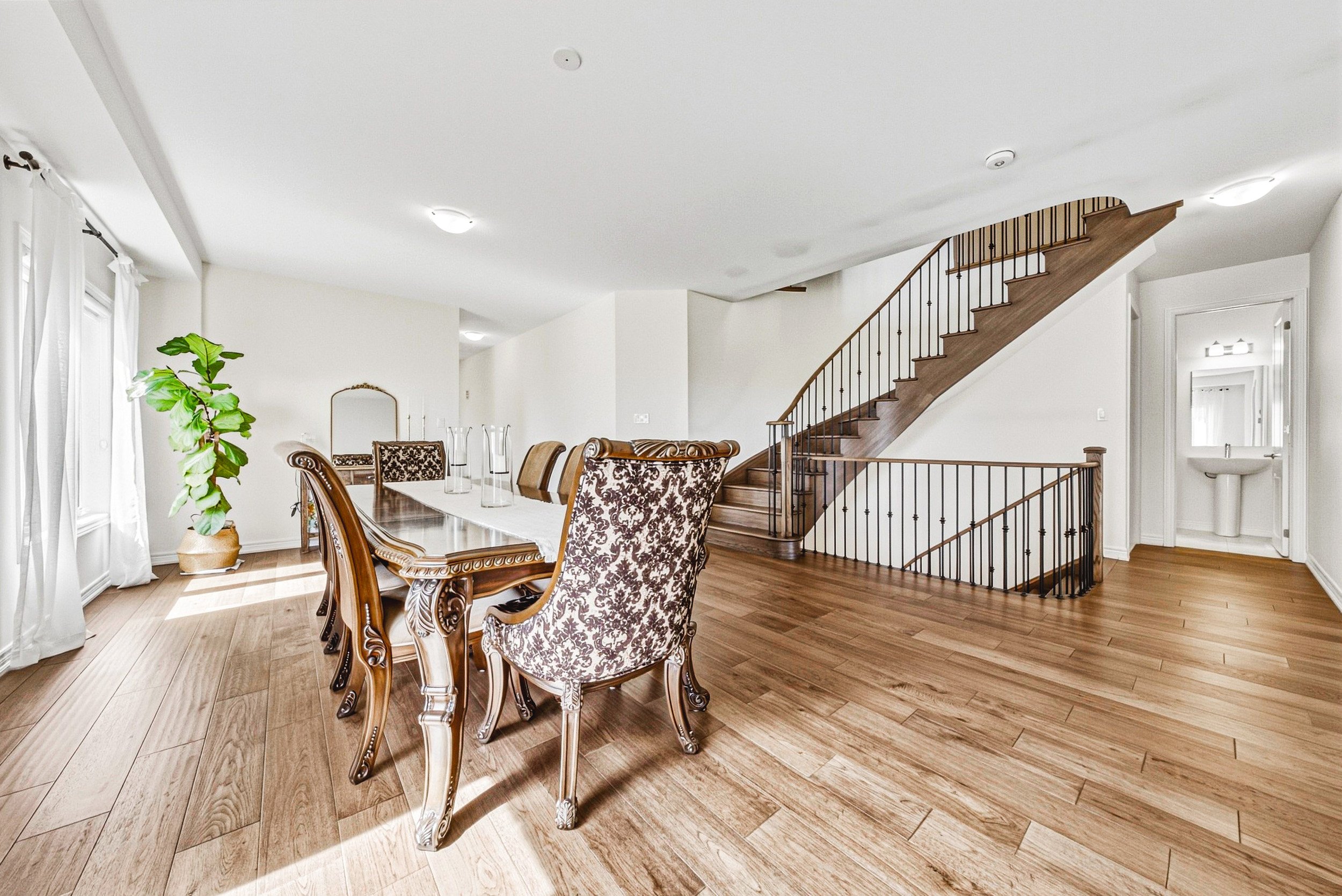 8 - 733 Gilmour Cres, Shelburne.jpg