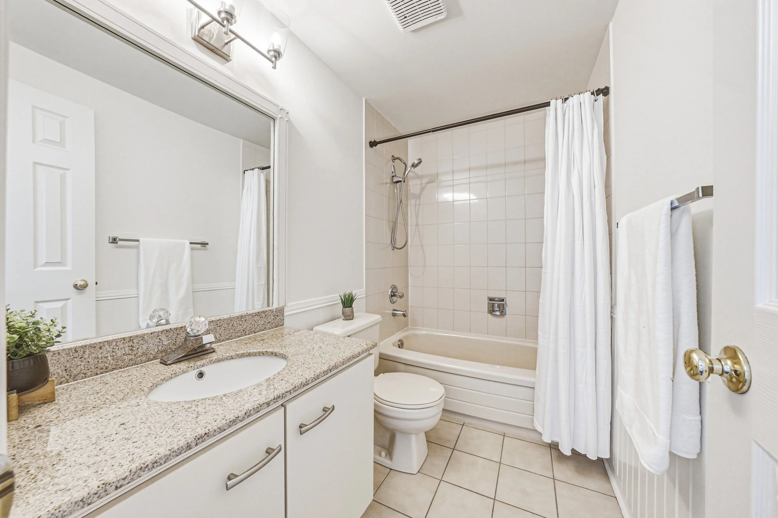 34 - 3140 Fith Line #28, Mississauga.jpg