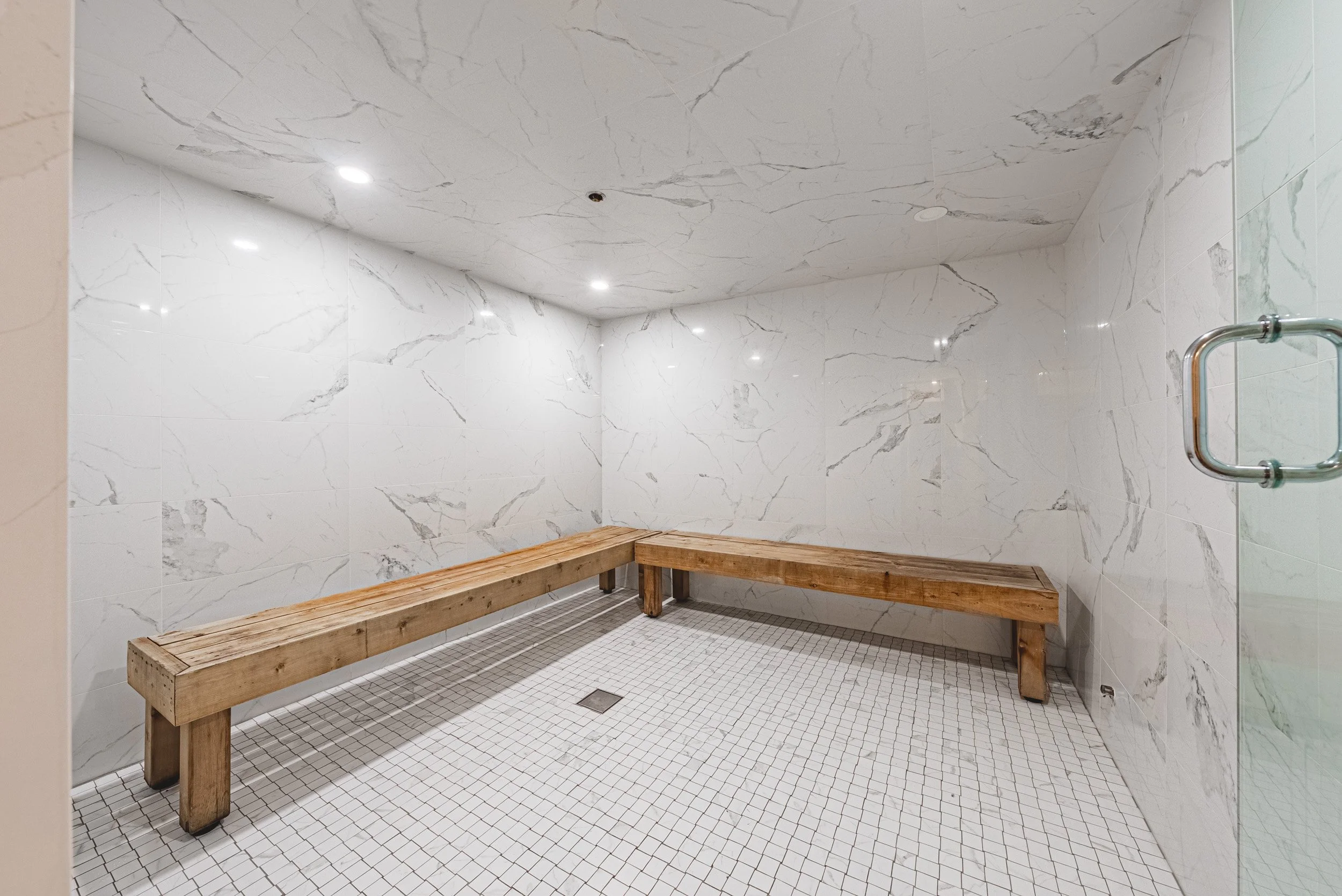 30 - 171 Bleecker St #222, Toronto.jpg