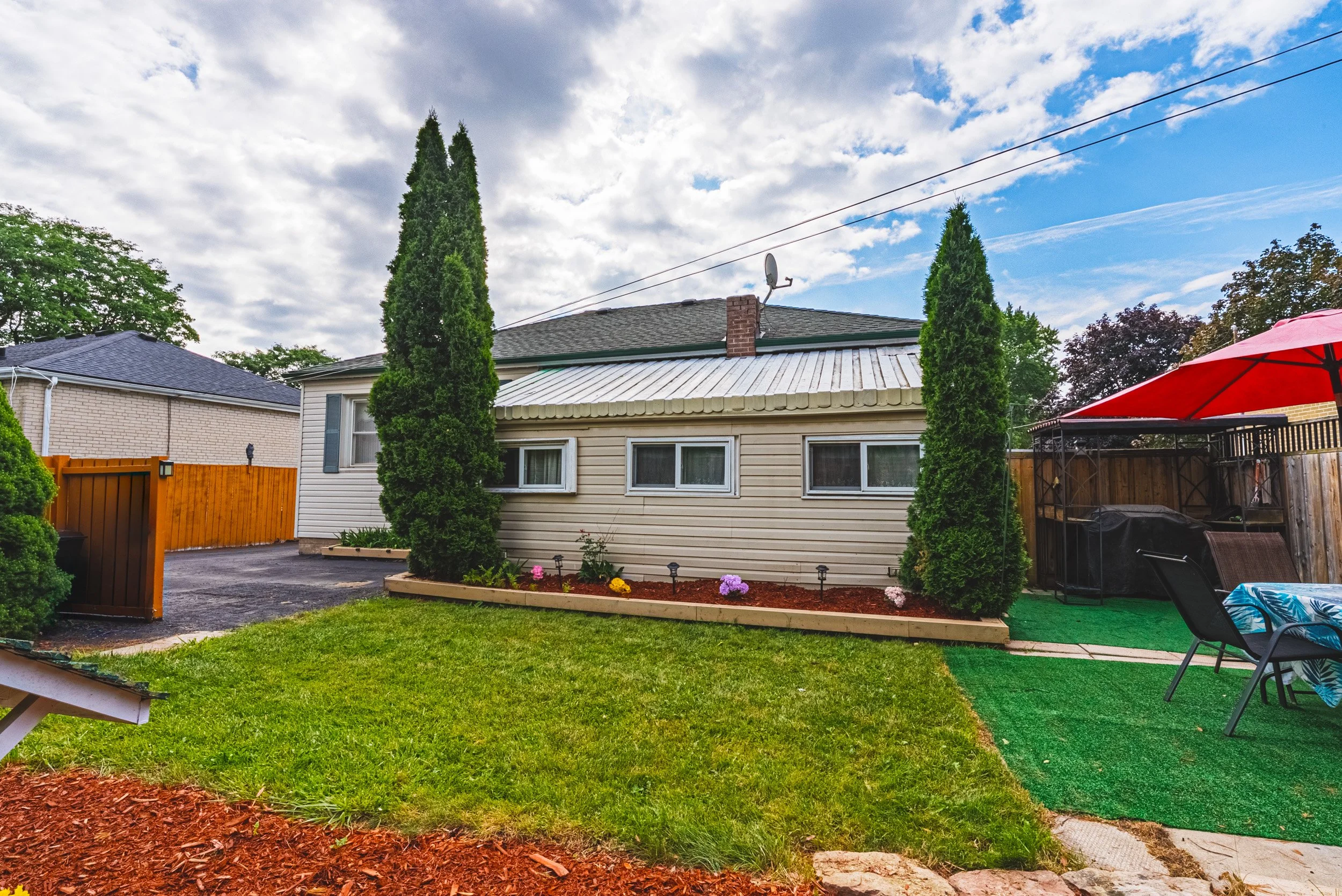 40 - 2345 Gibbon St, Burlington.jpg
