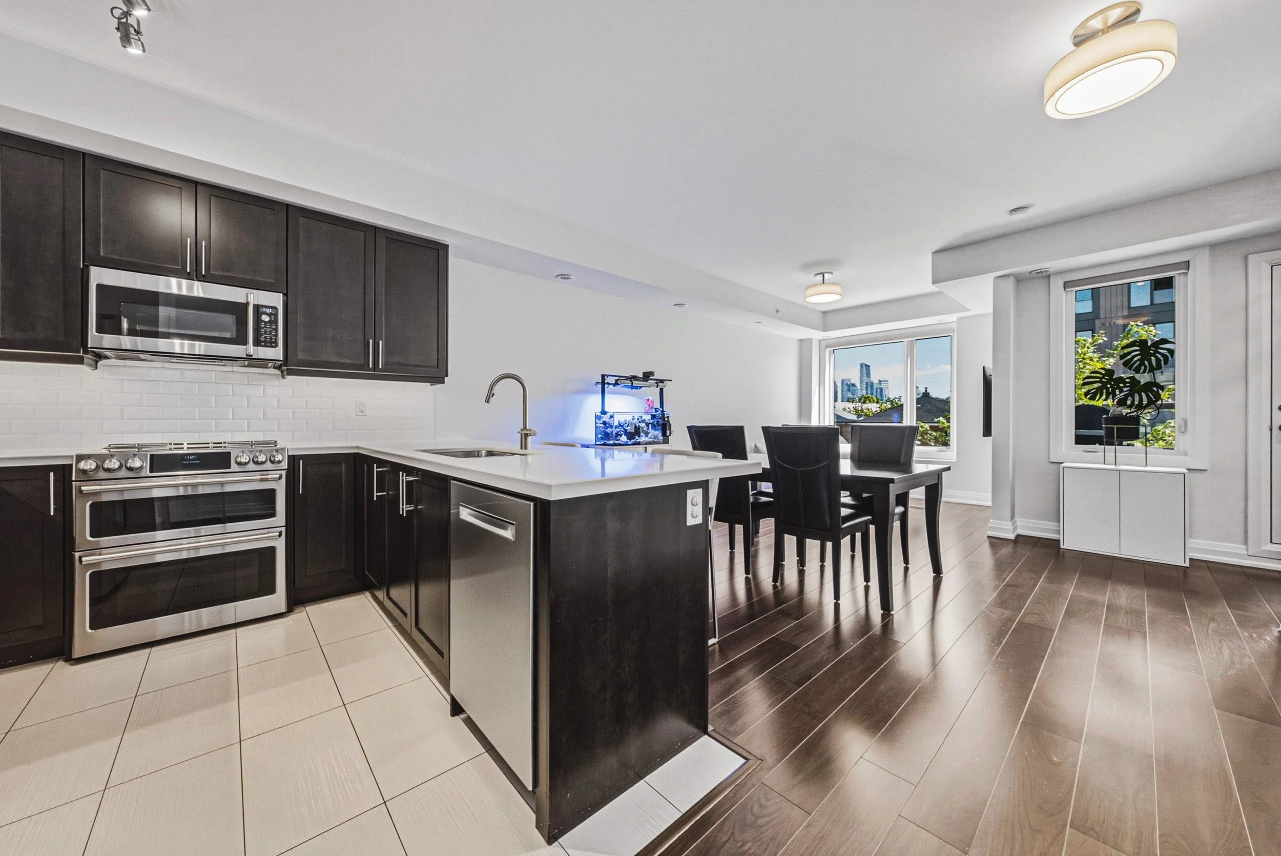 5 - 10 Drummond St #505, Etobicoke.jpg