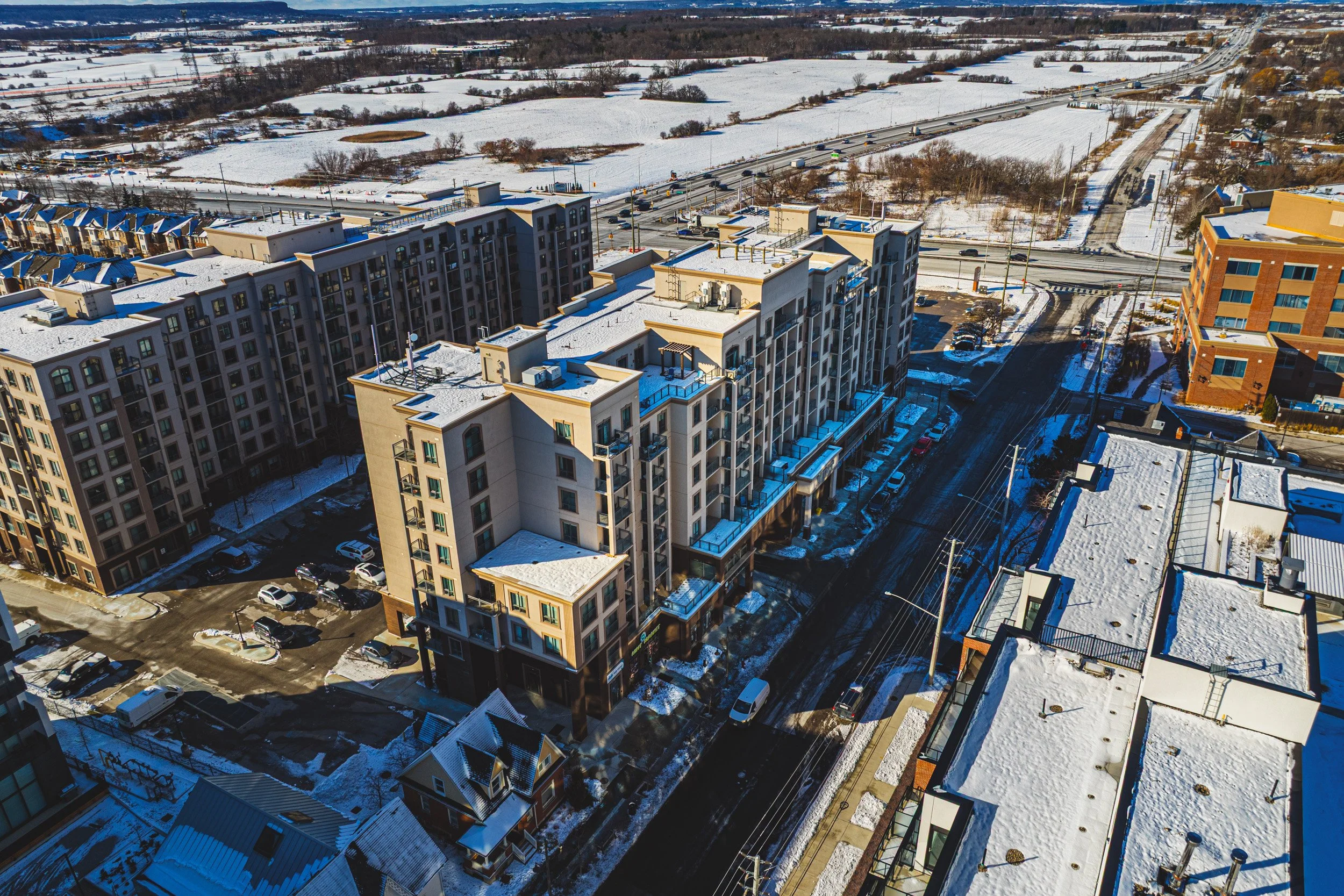 37 - 2486 Old Bronte Rd #706, Oakville.jpg