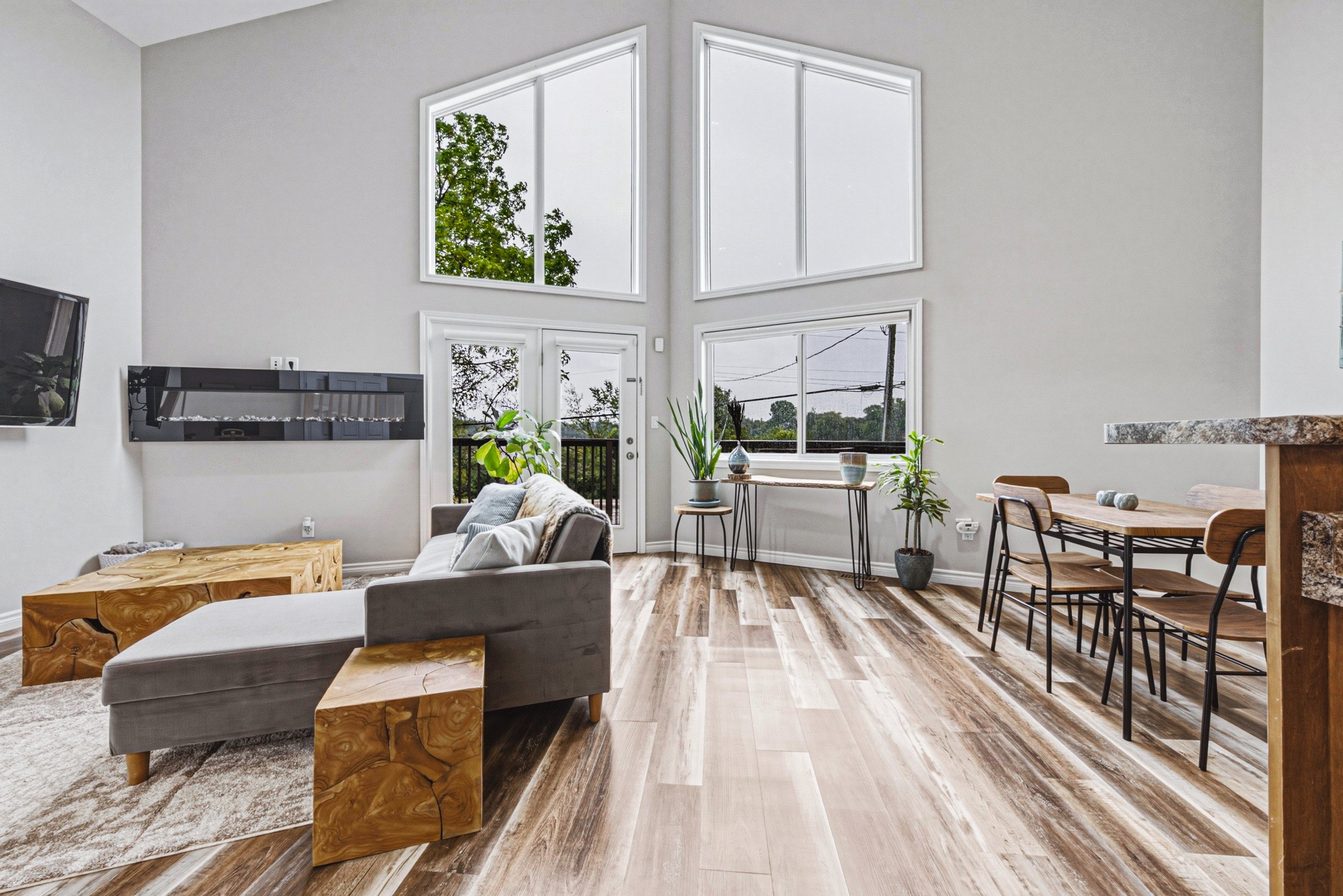 7 - 8 Lake Rd, Puslinch.jpg