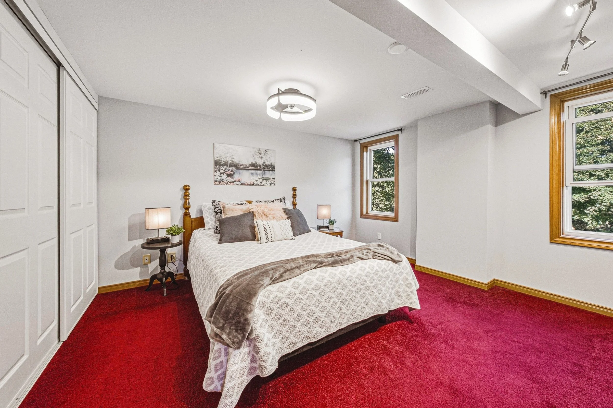 25 - 950 Hamilton St, Cambridge.jpg