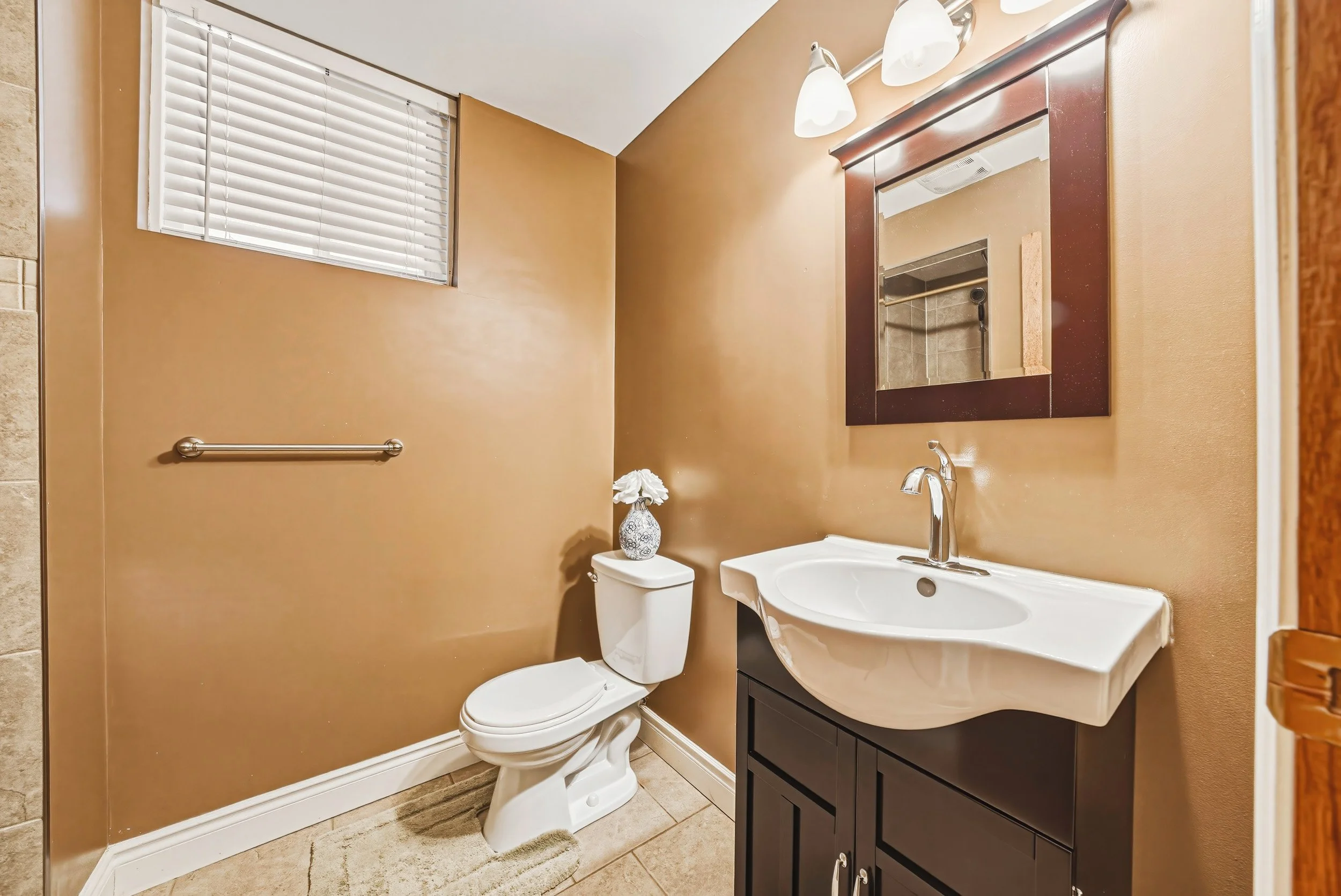 33 - 117 Stonyburn Cres, Cambridge.jpg