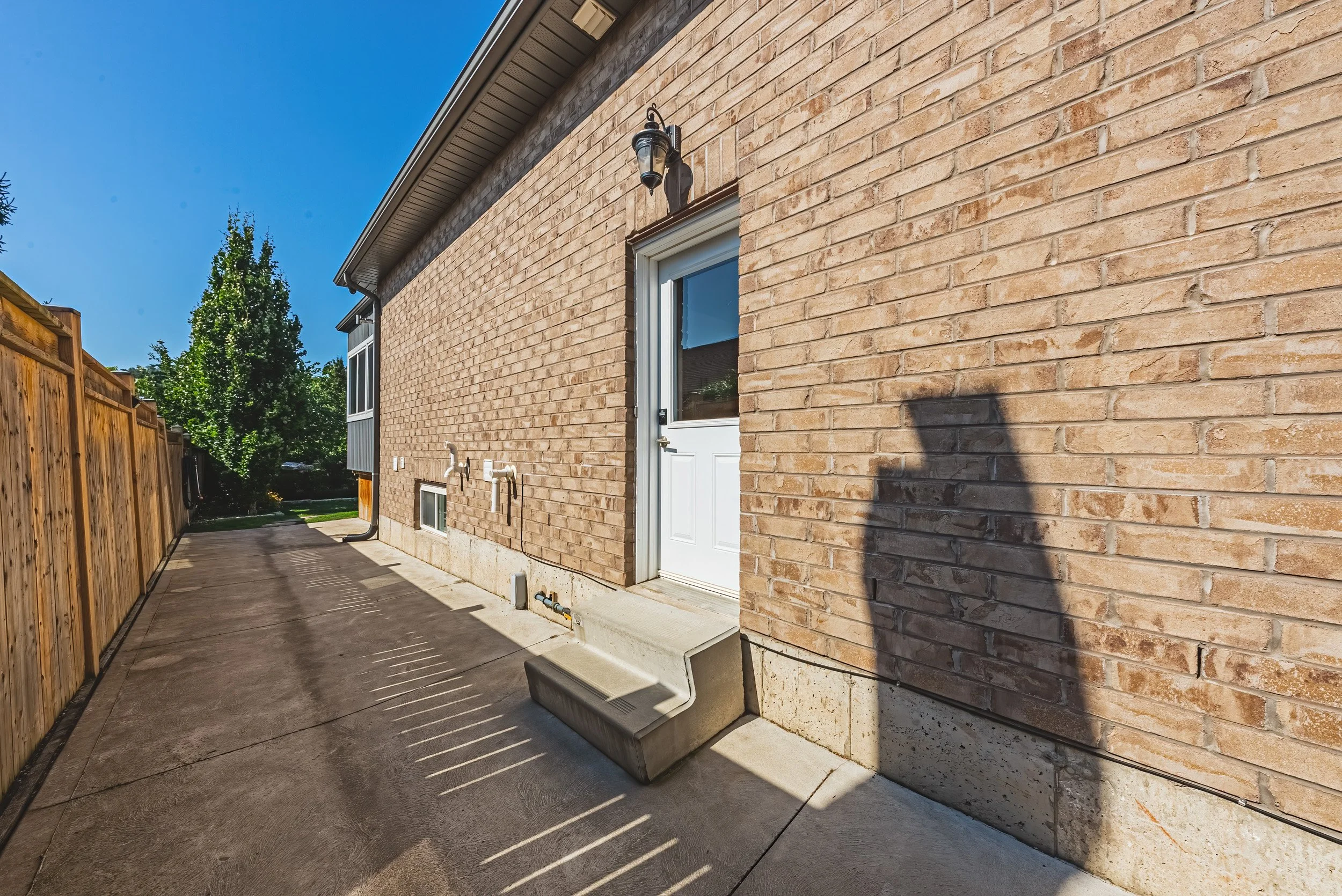 50 - 1214 Hwy 8, Stoney Creek.jpg