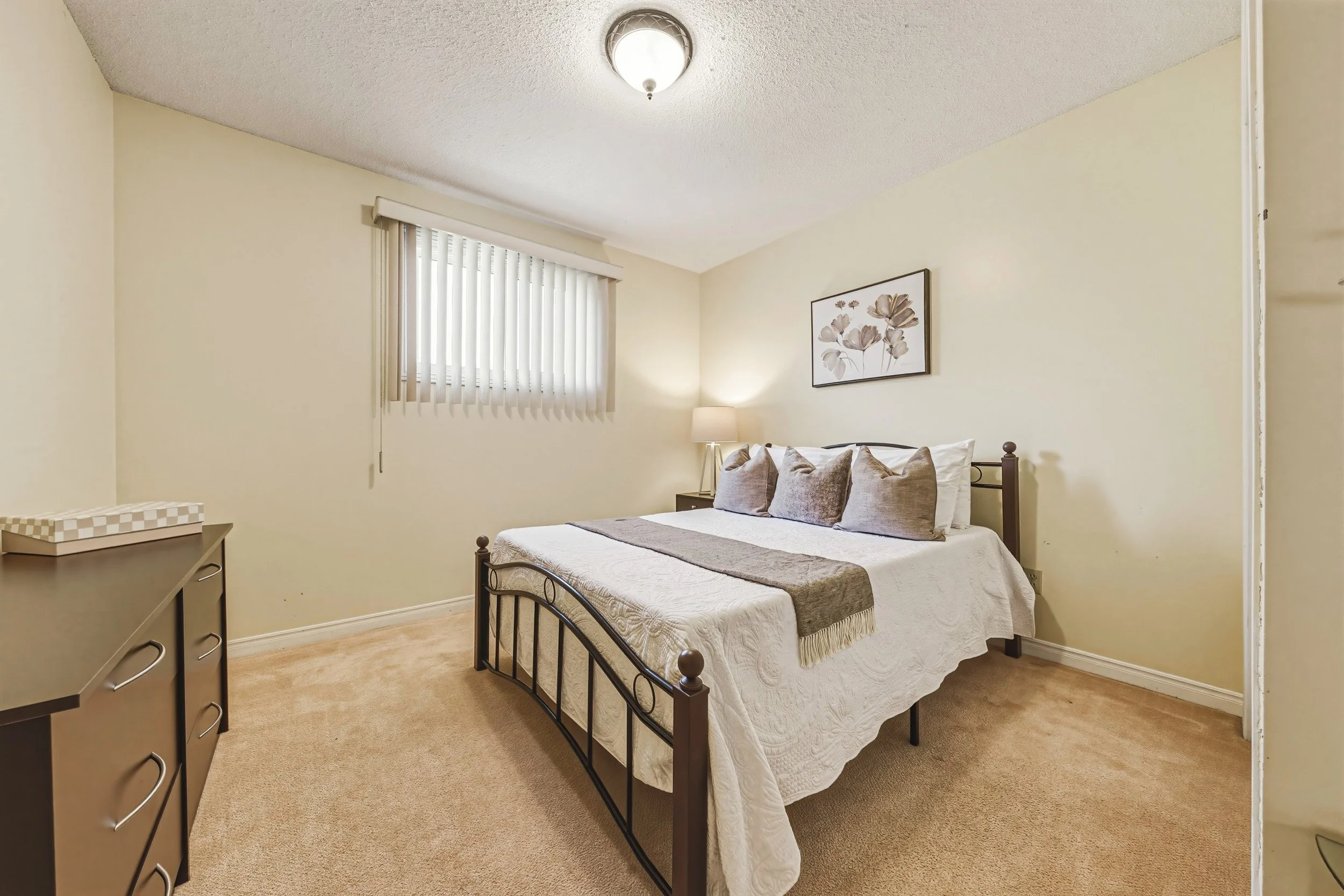 26 - 565 Stone Church Rd W, Hamilton.jpg