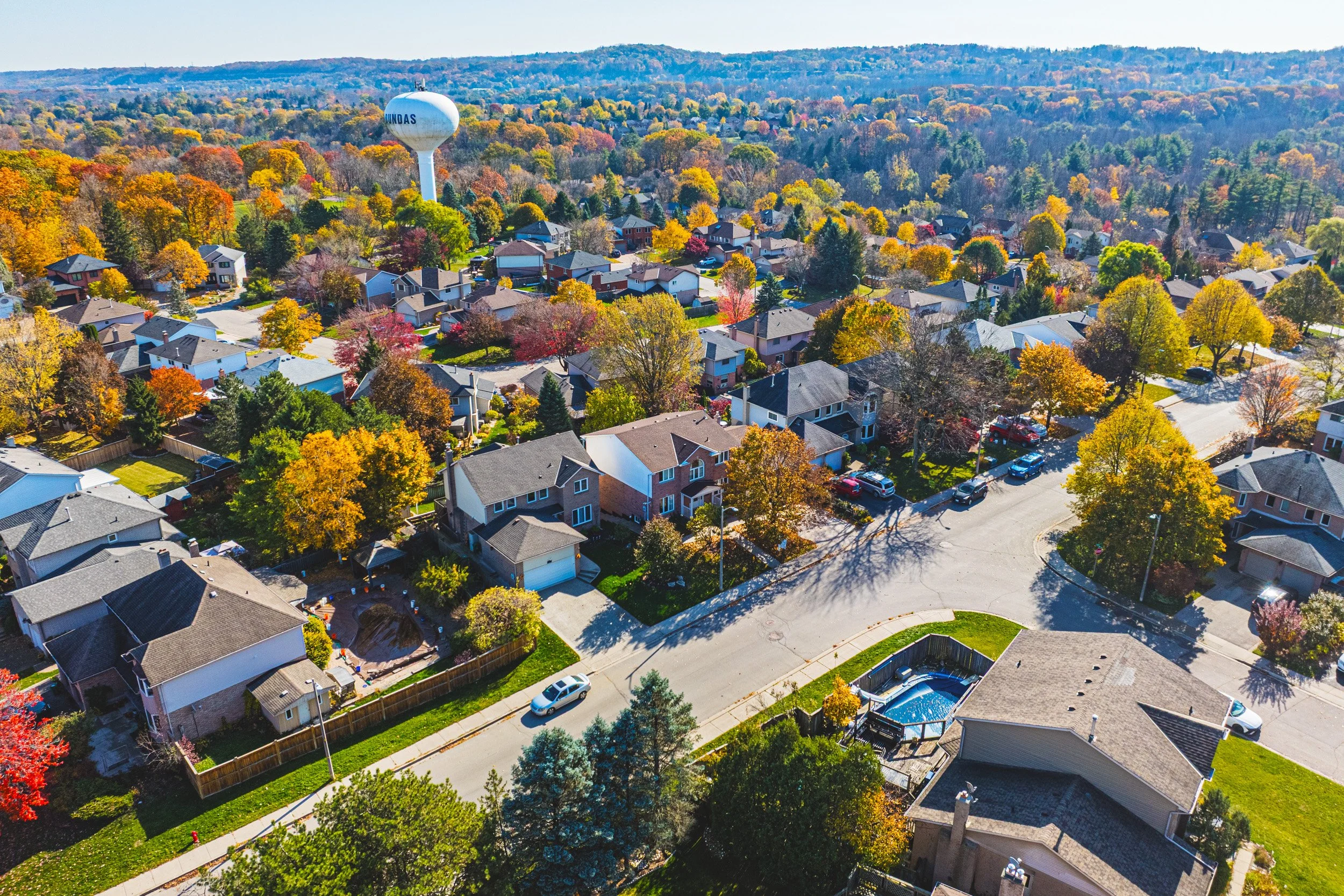 2 - 21 Moss Blvd, Dundas.jpg