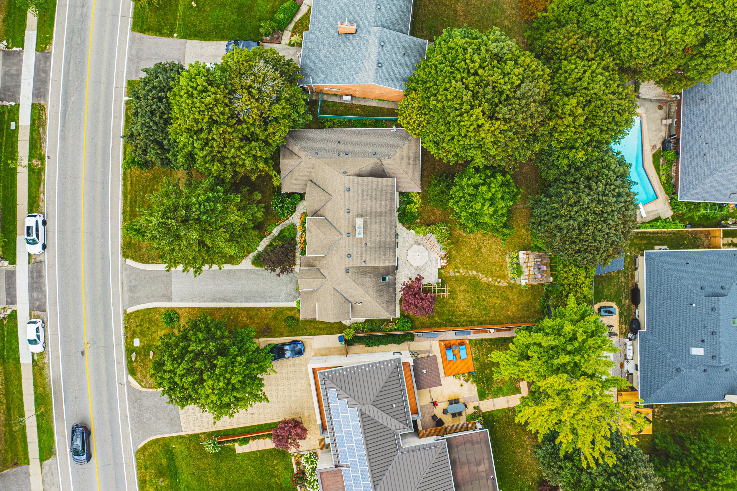 49 - 471 The Kingsway, Etobicoke.jpg