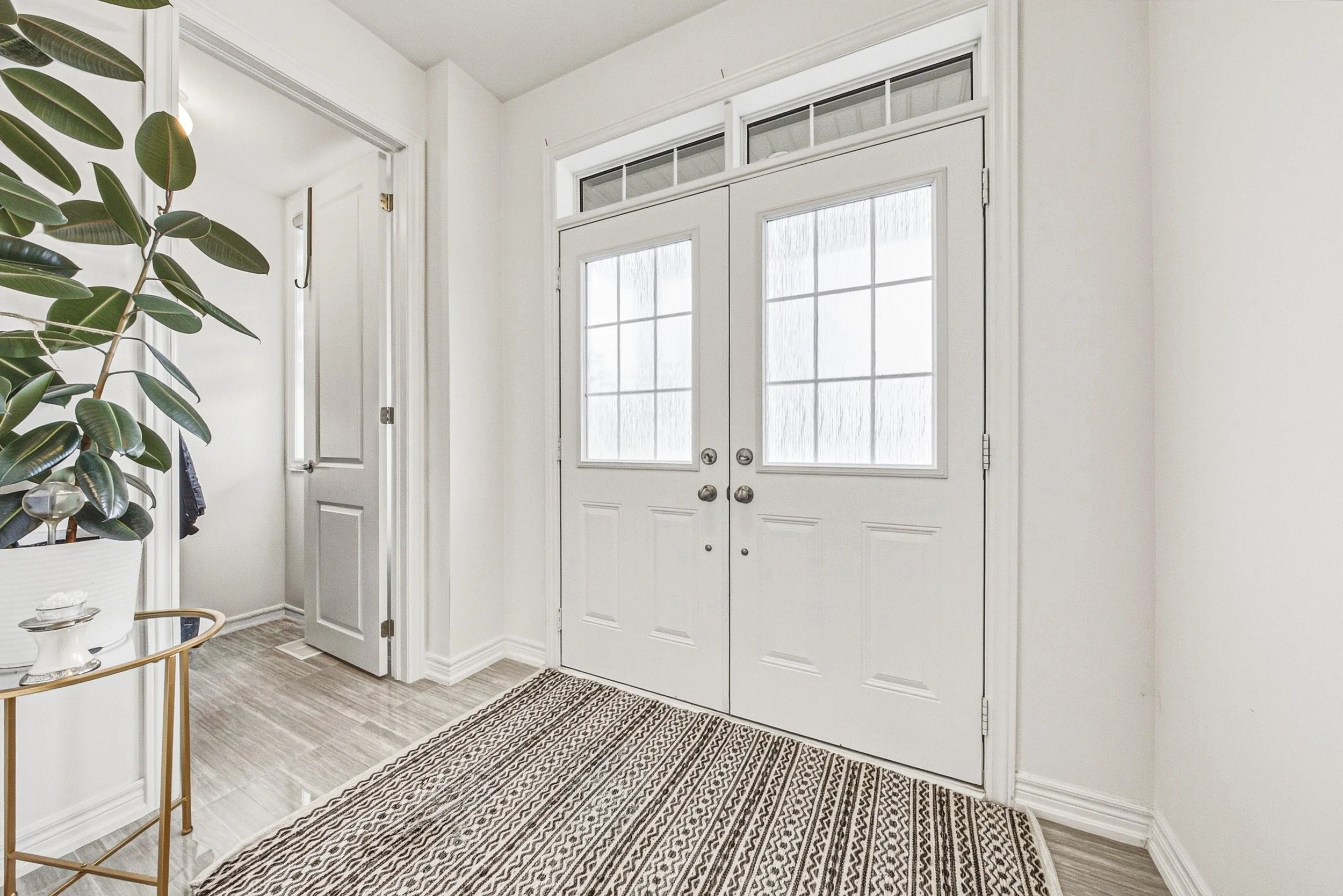 6 - 733 Gilmour Cres, Shelburne.jpg
