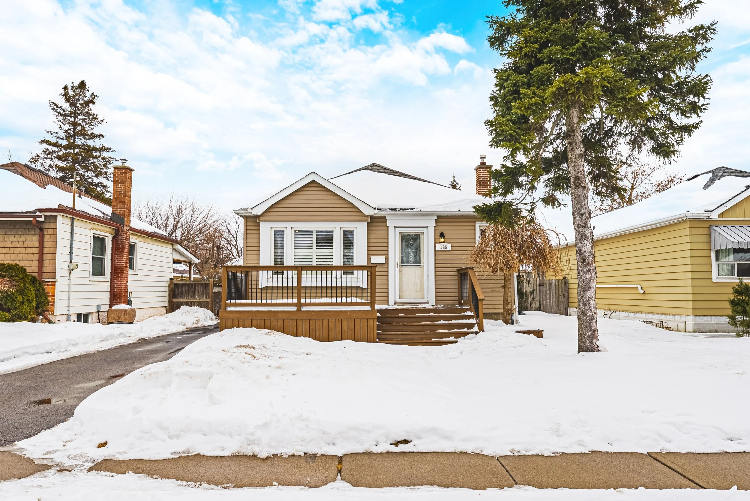 3 - 165 E 38th St, Hamilton.jpg